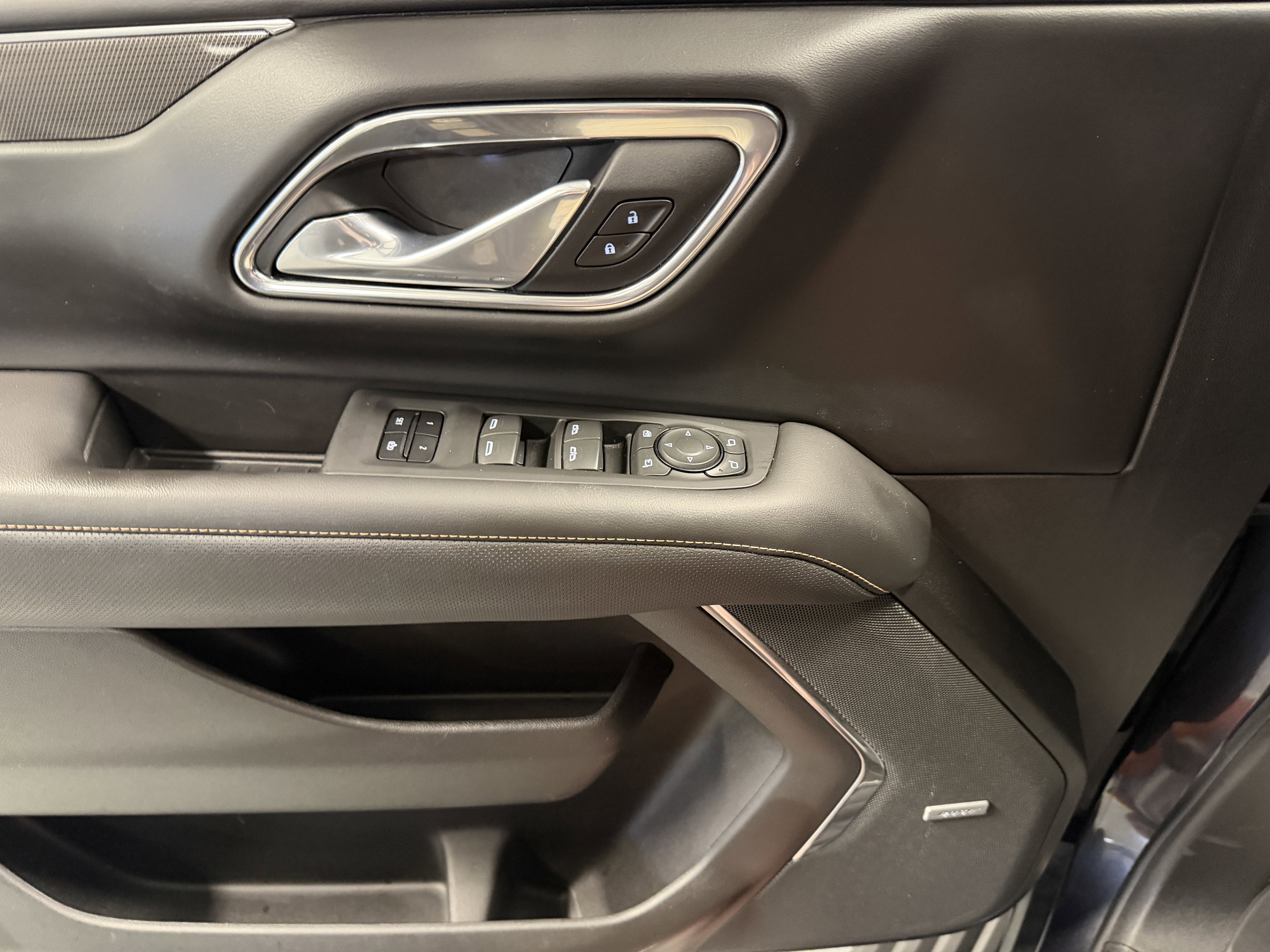 2023 GMC Yukon XL AT4