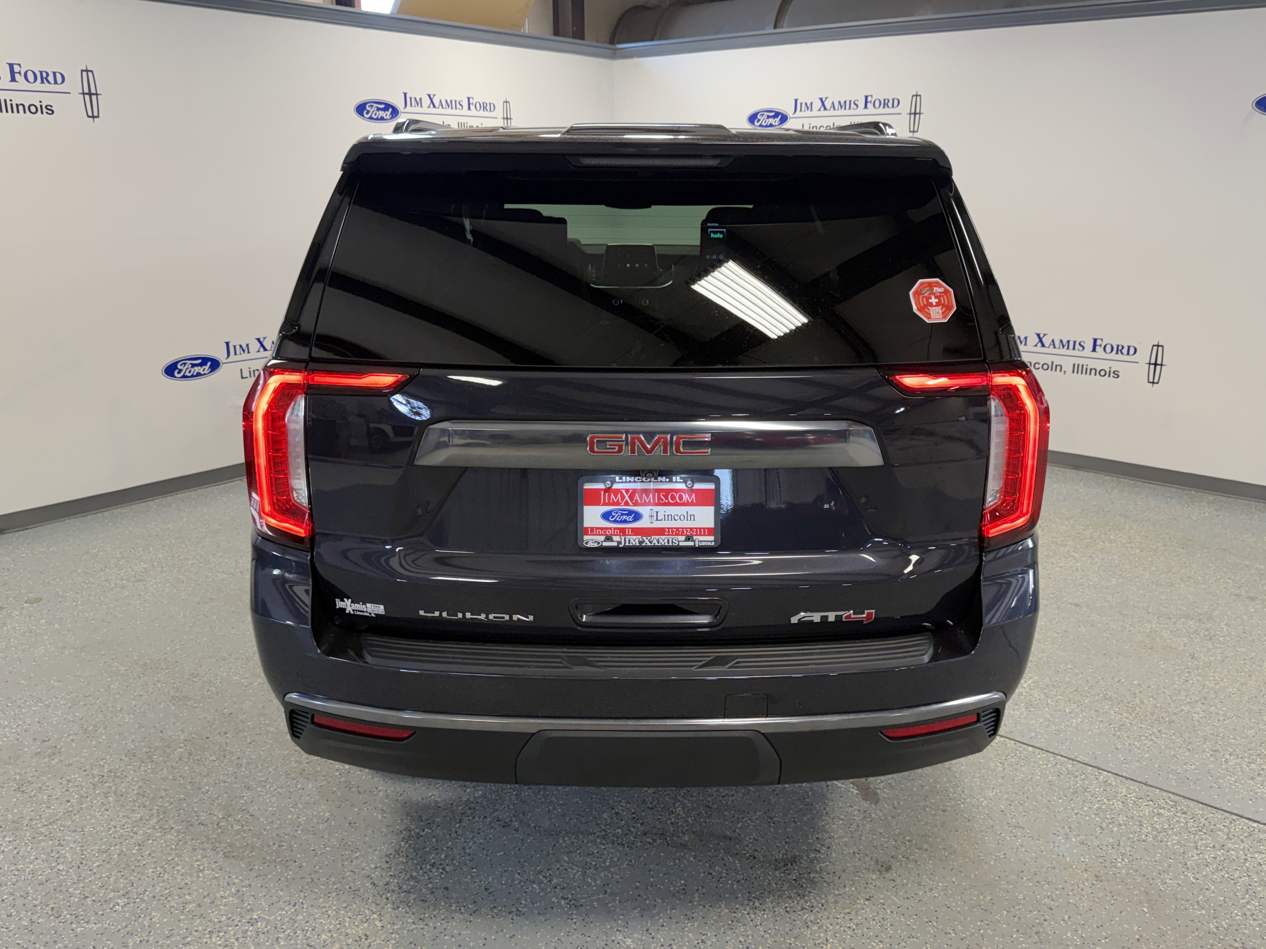 2023 GMC Yukon XL AT4