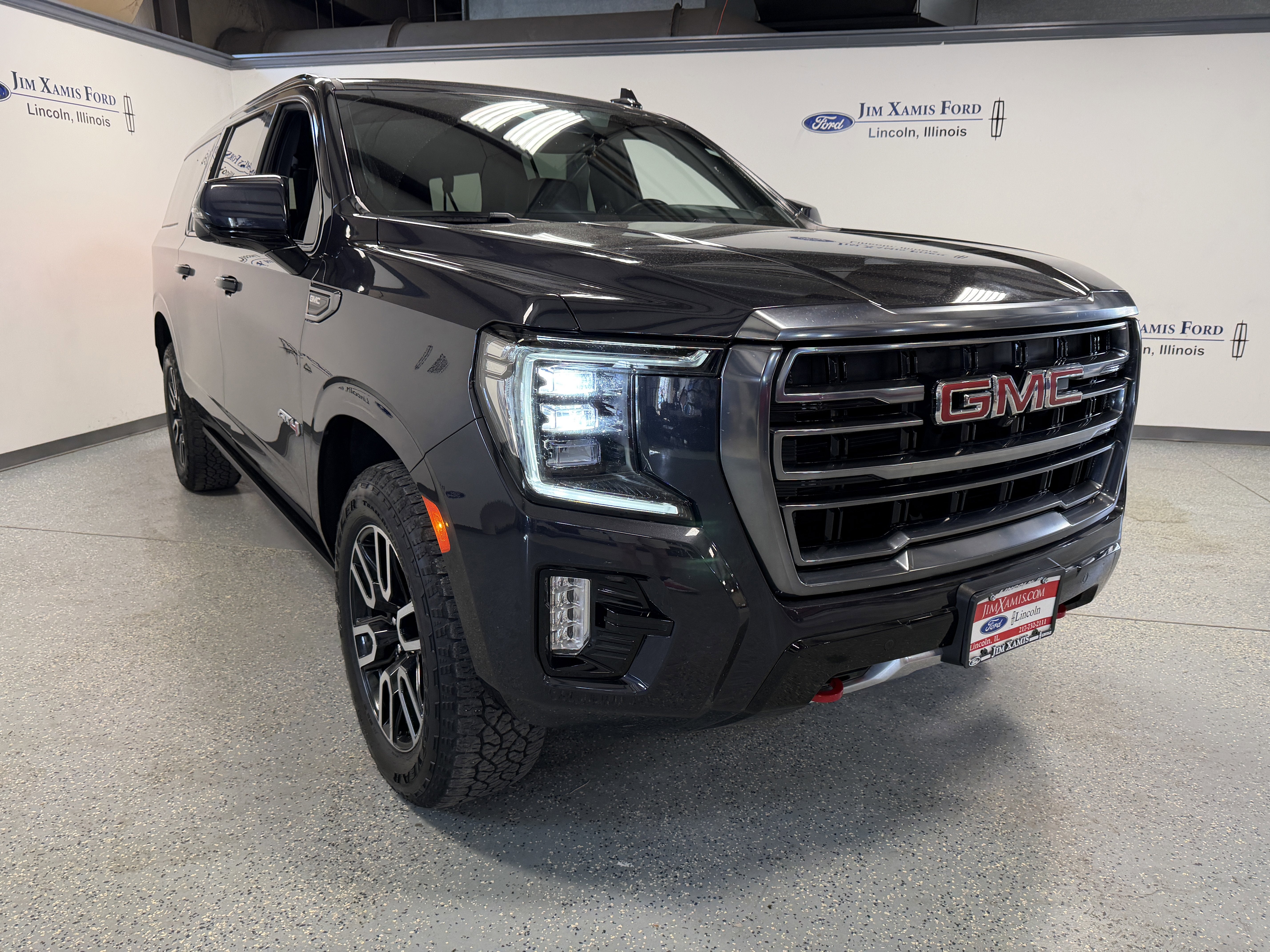 2023 GMC Yukon XL AT4