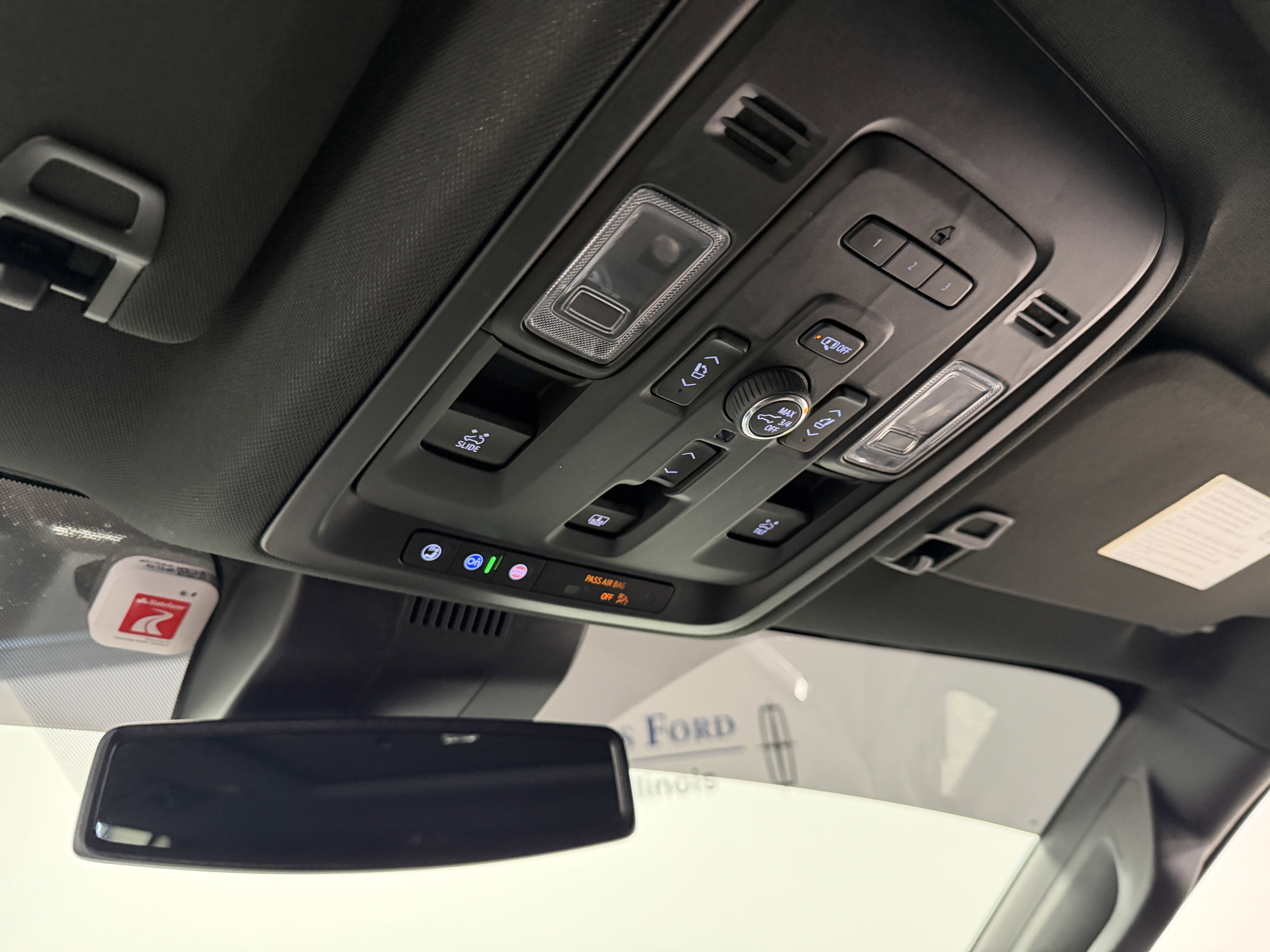 2023 GMC Yukon XL AT4