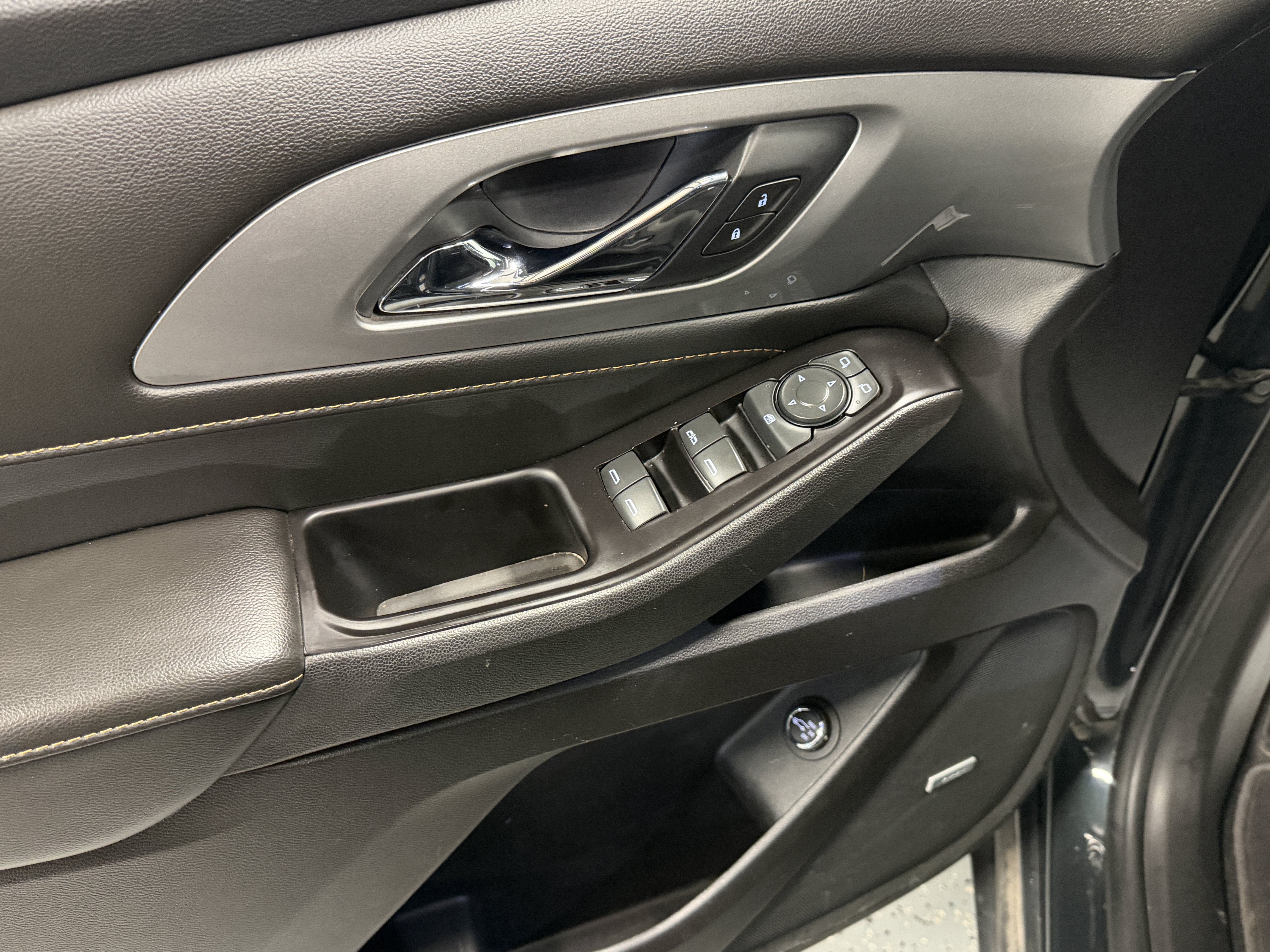 2020 Chevrolet Traverse RS