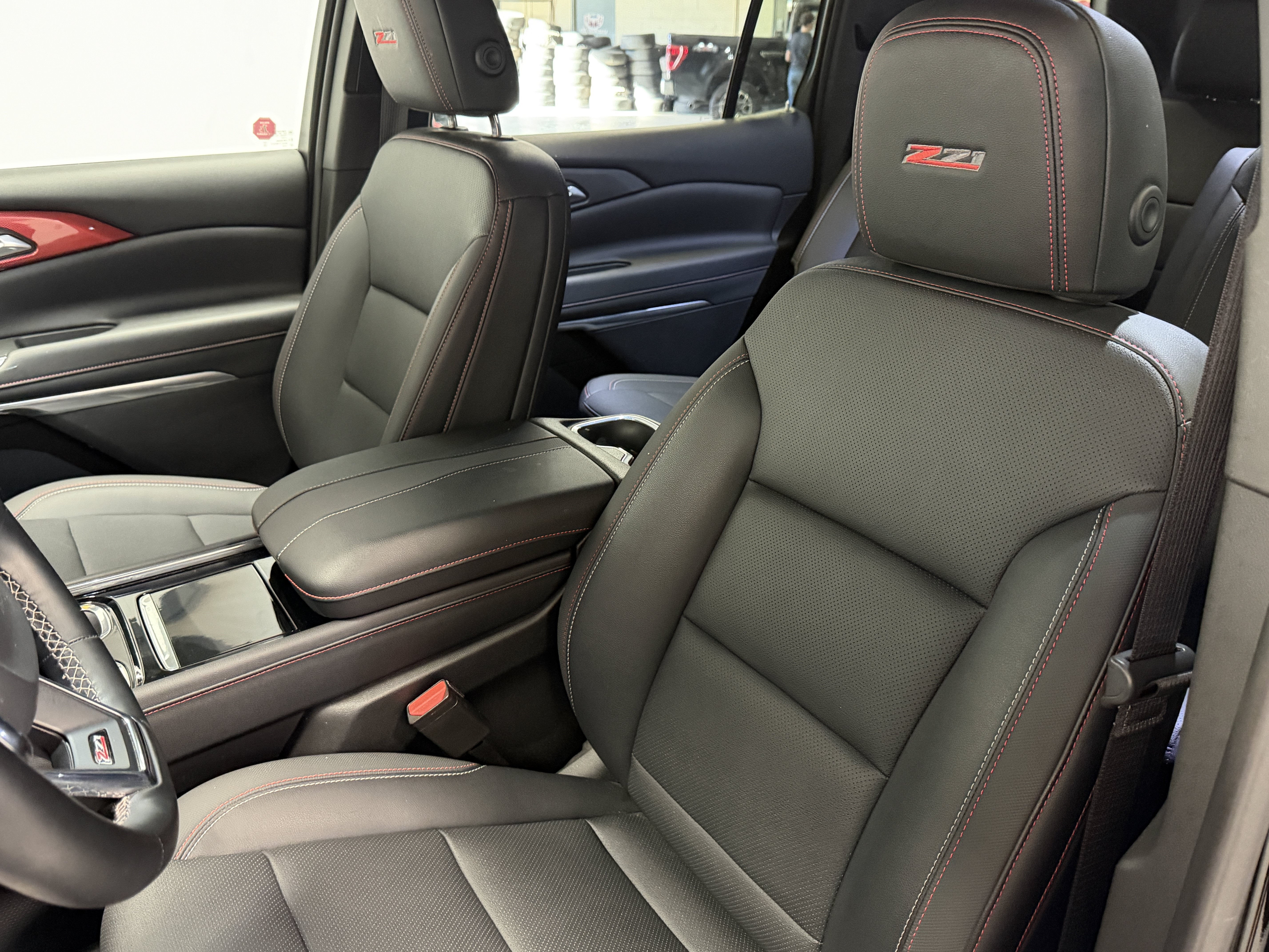 2025 Chevrolet Traverse AWD Z71
