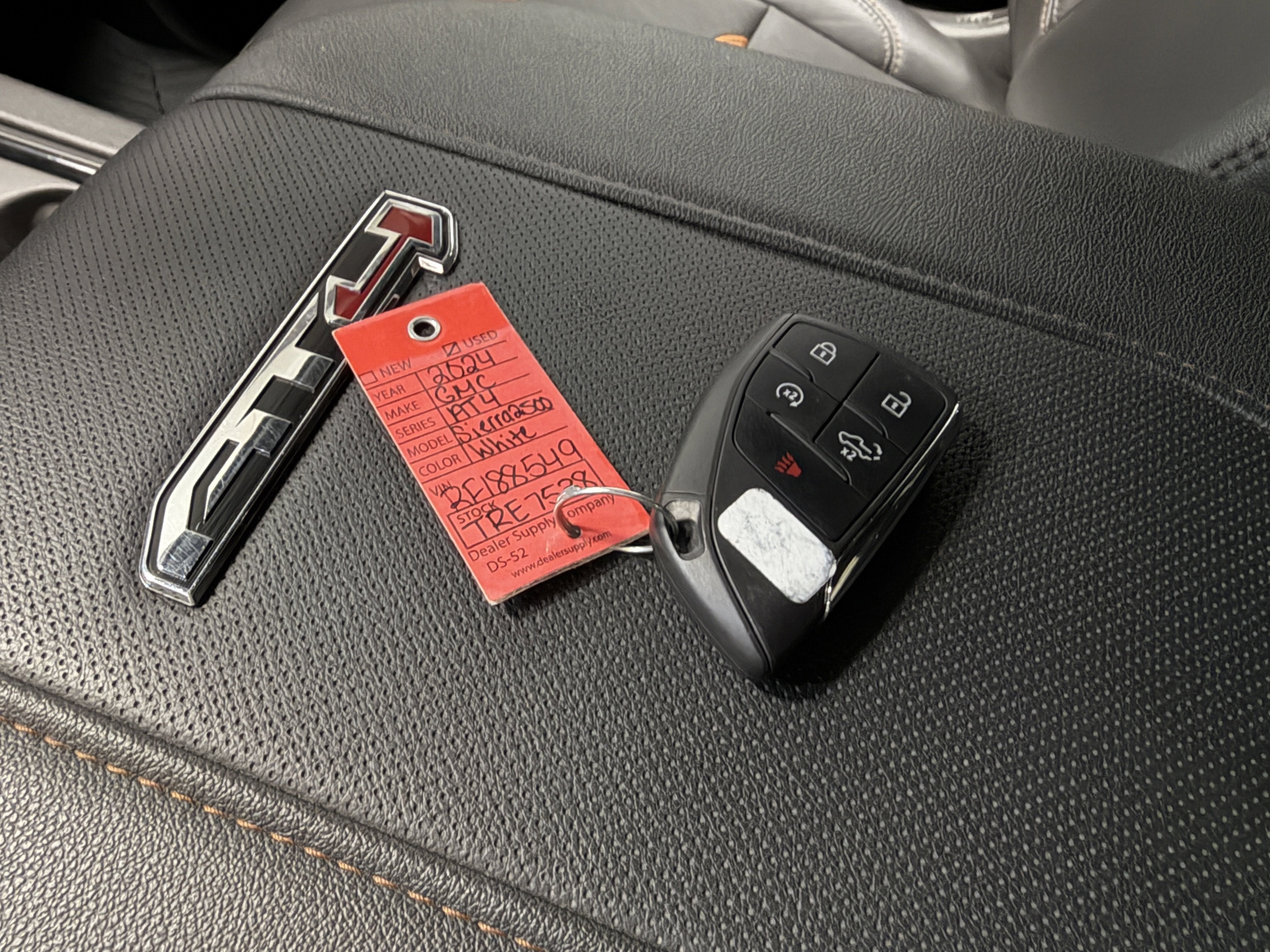 2024 GMC Sierra 2500HD AT4