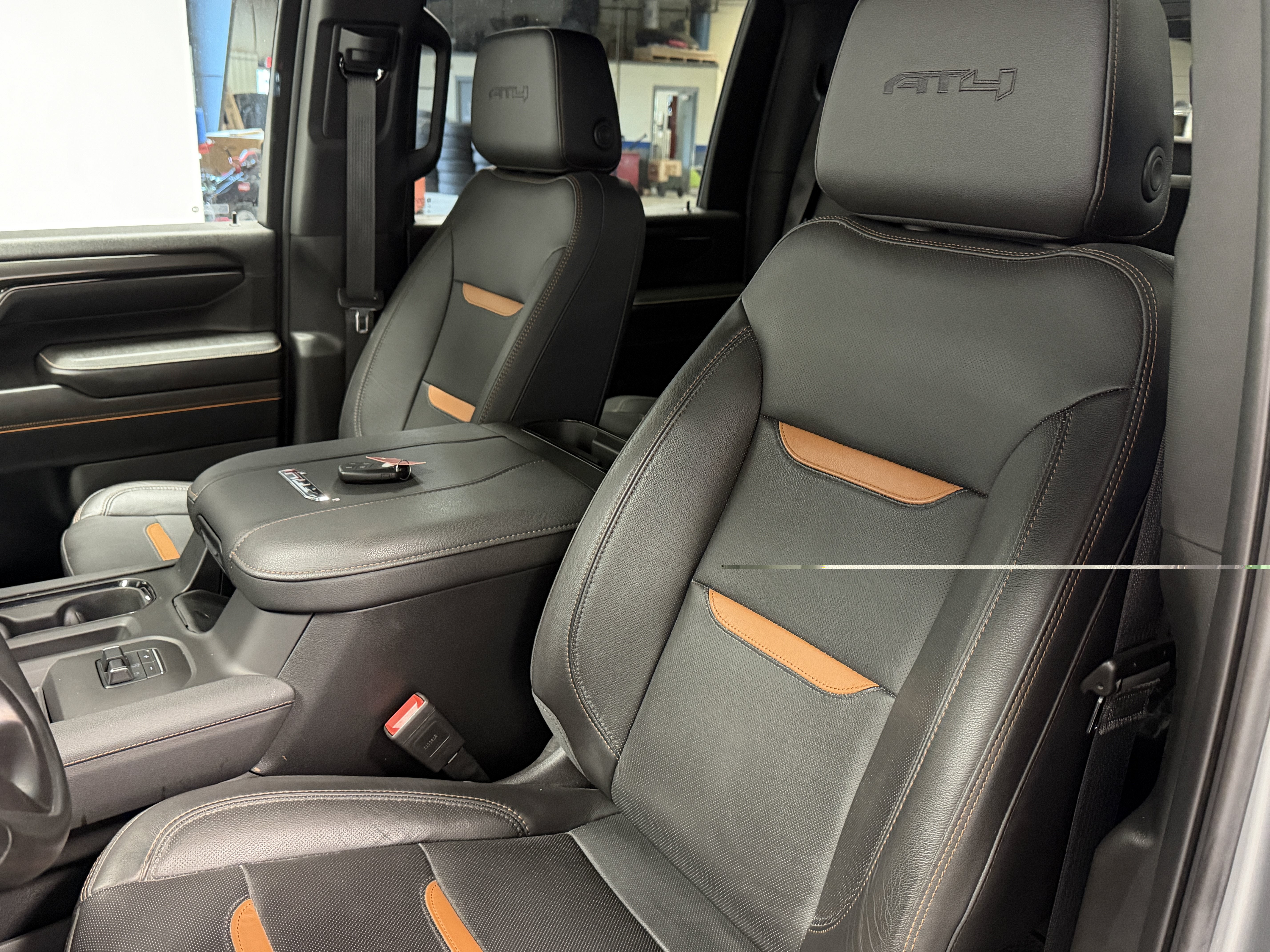 2024 GMC Sierra 2500HD AT4