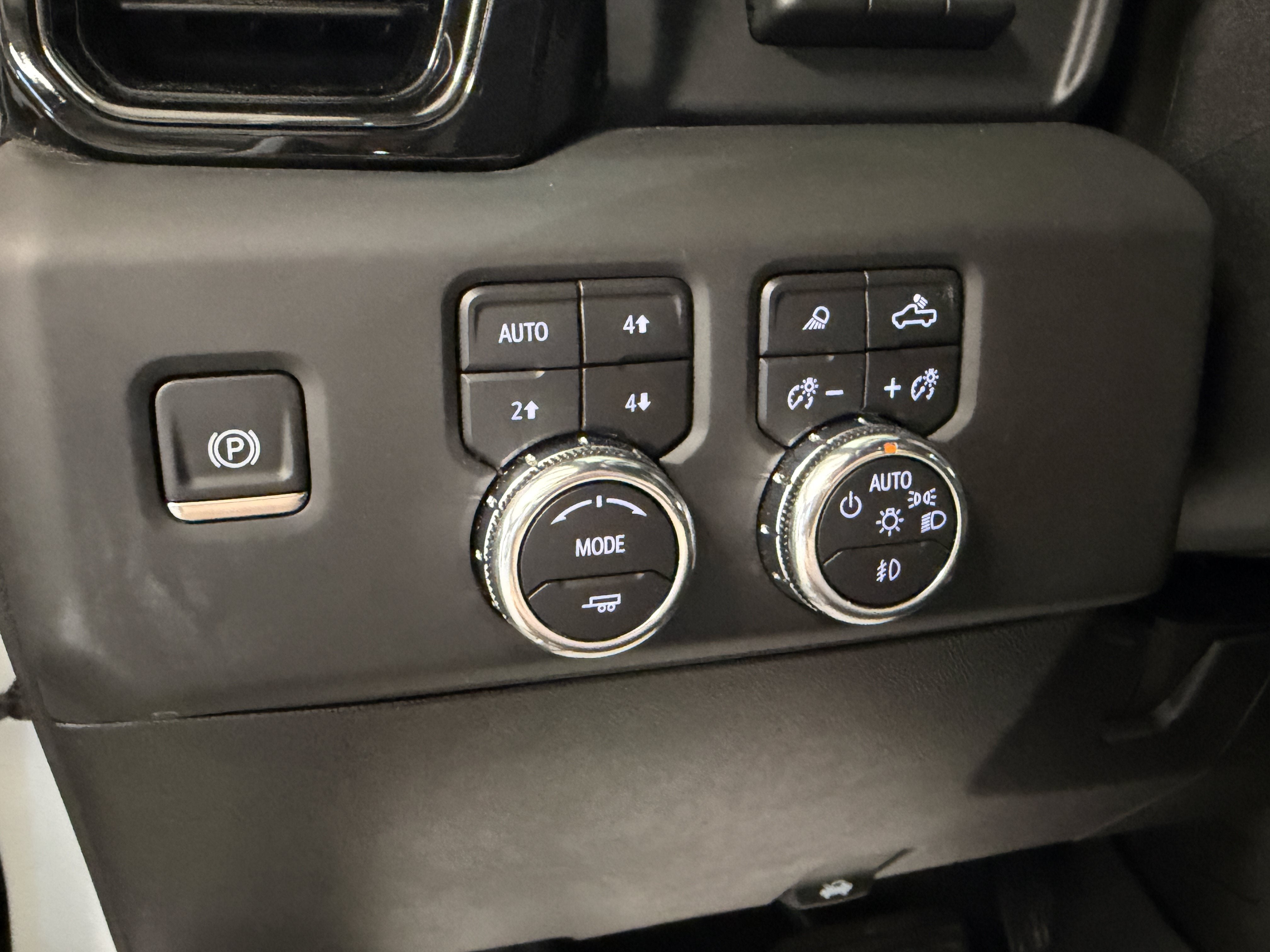 2025 GMC Sierra 2500HD AT4X