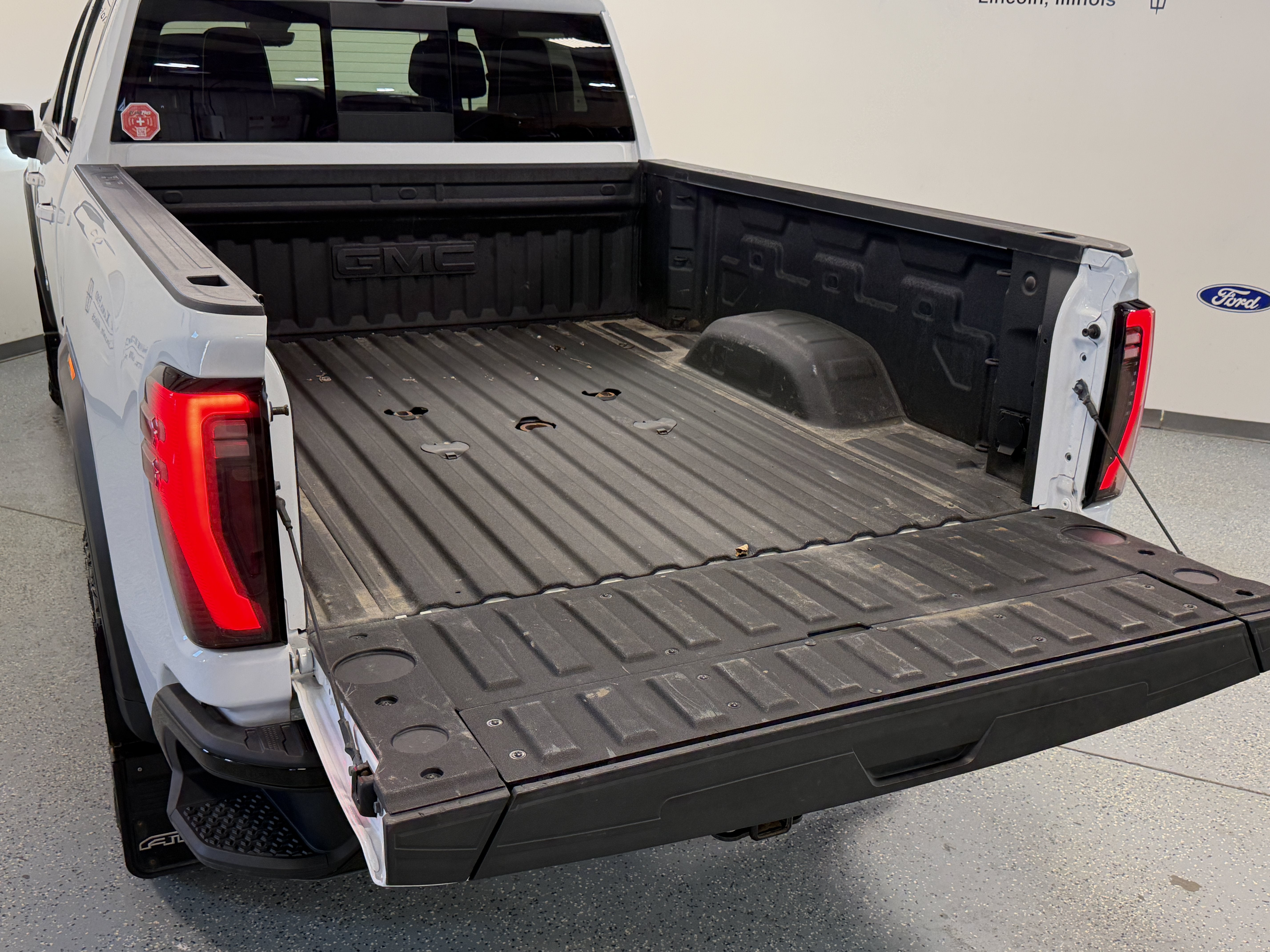 2025 GMC Sierra 2500HD AT4X