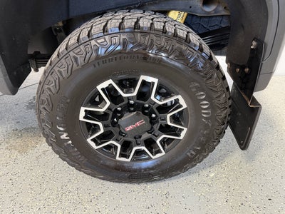 2025 GMC Sierra 2500HD AT4X
