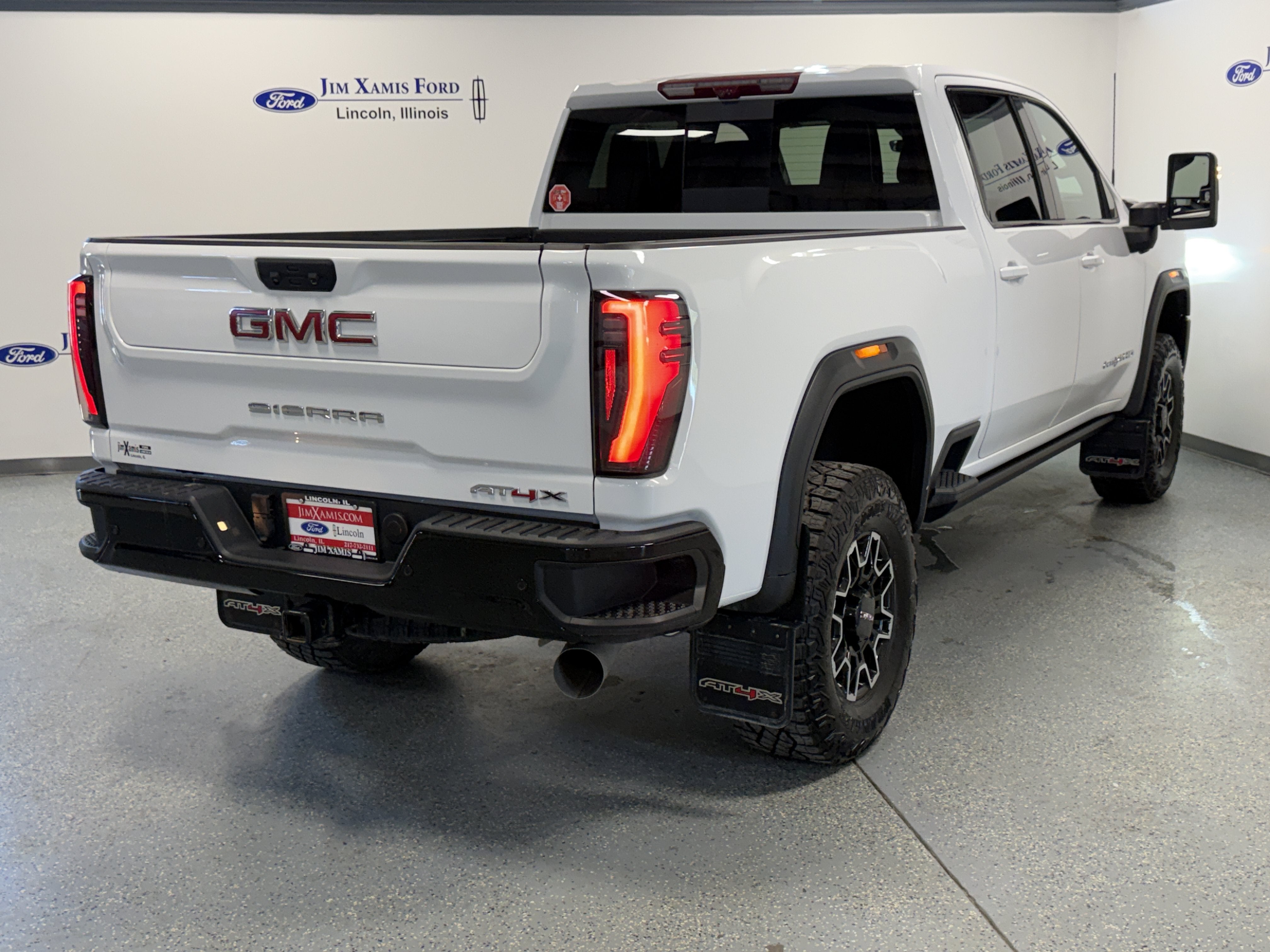 2025 GMC Sierra 2500HD AT4X