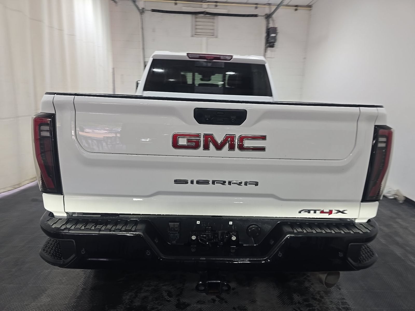 2025 GMC Sierra 2500HD AT4X