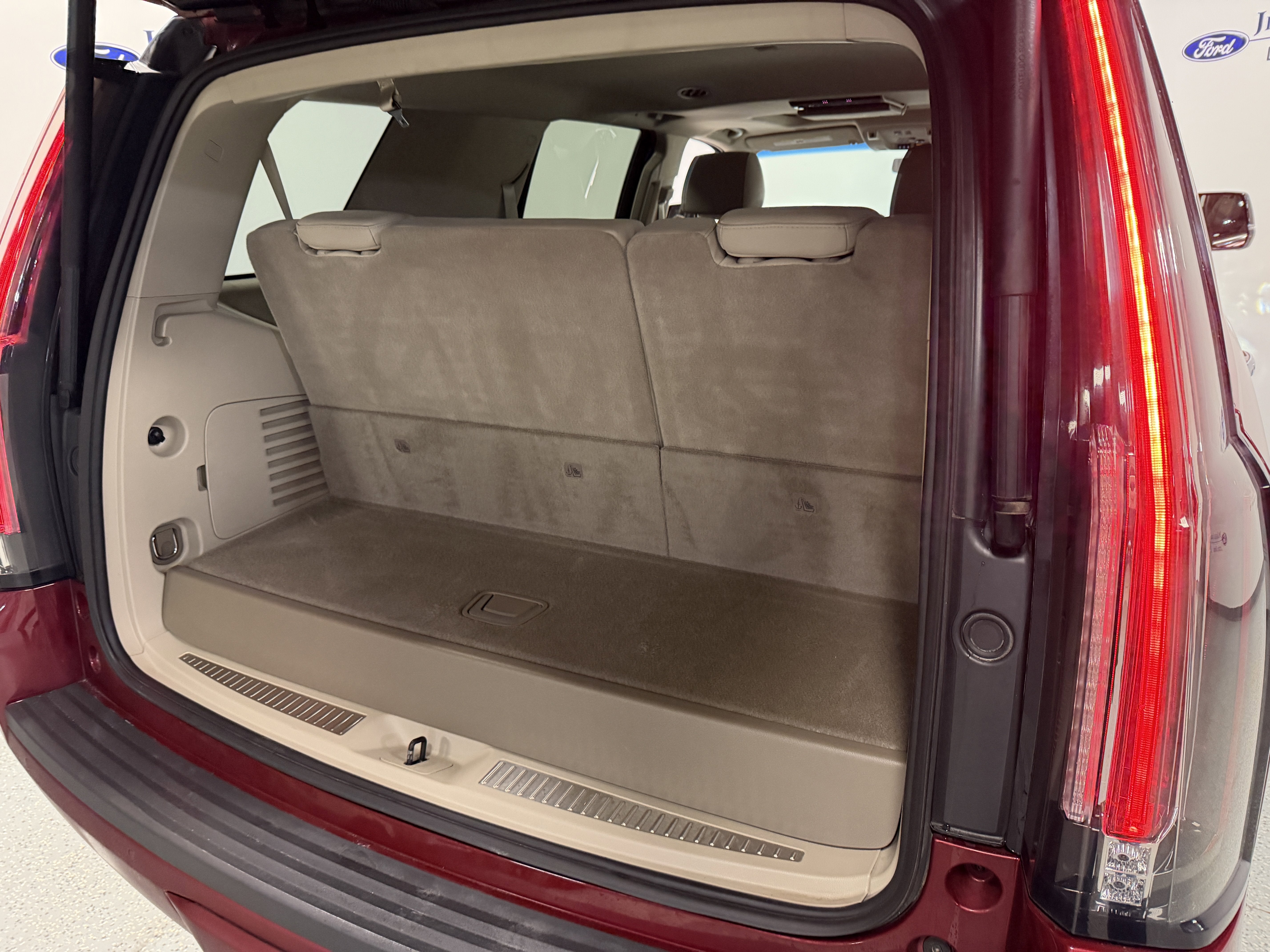 2019 Cadillac Escalade Premium Luxury