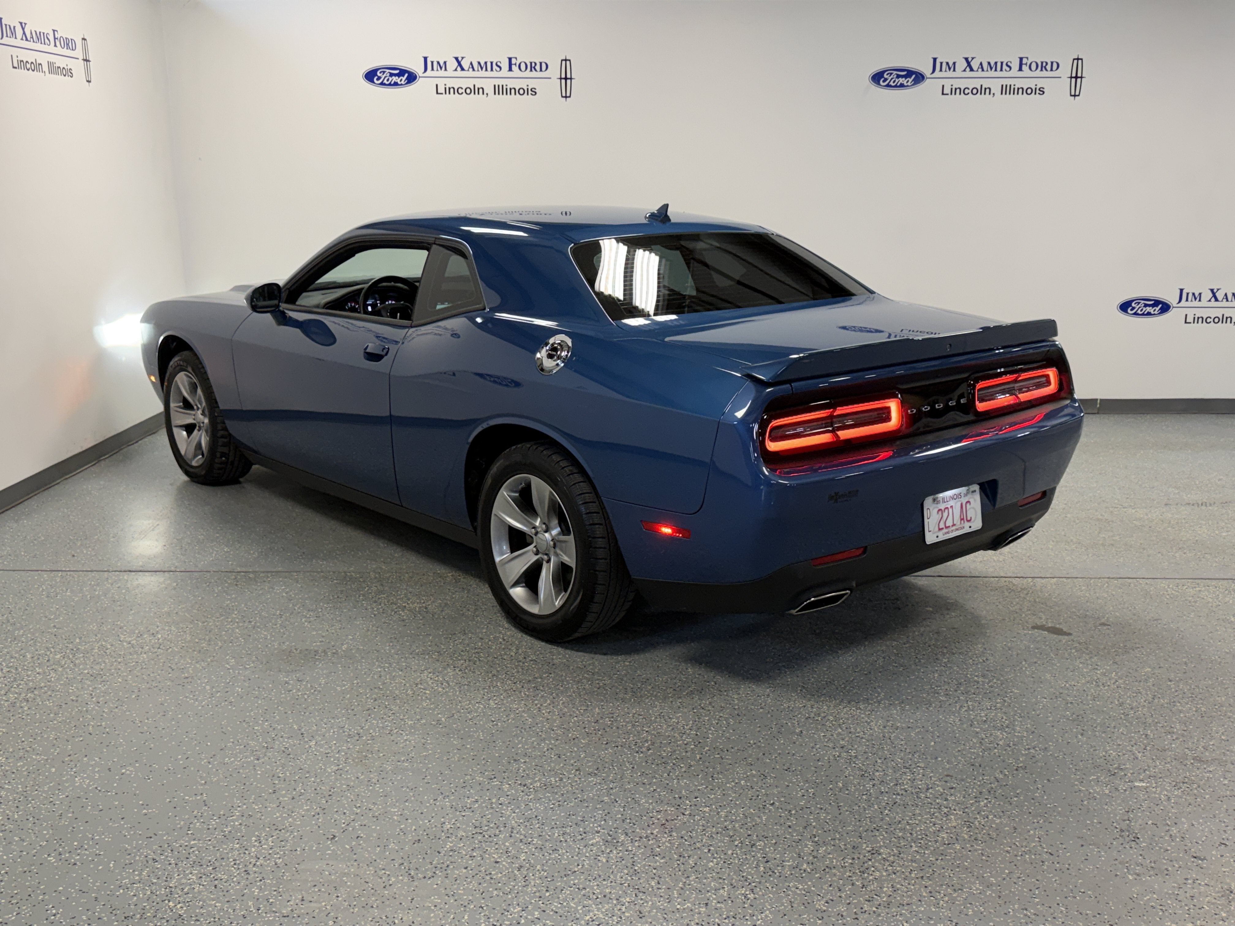 2022 Dodge Challenger SXT