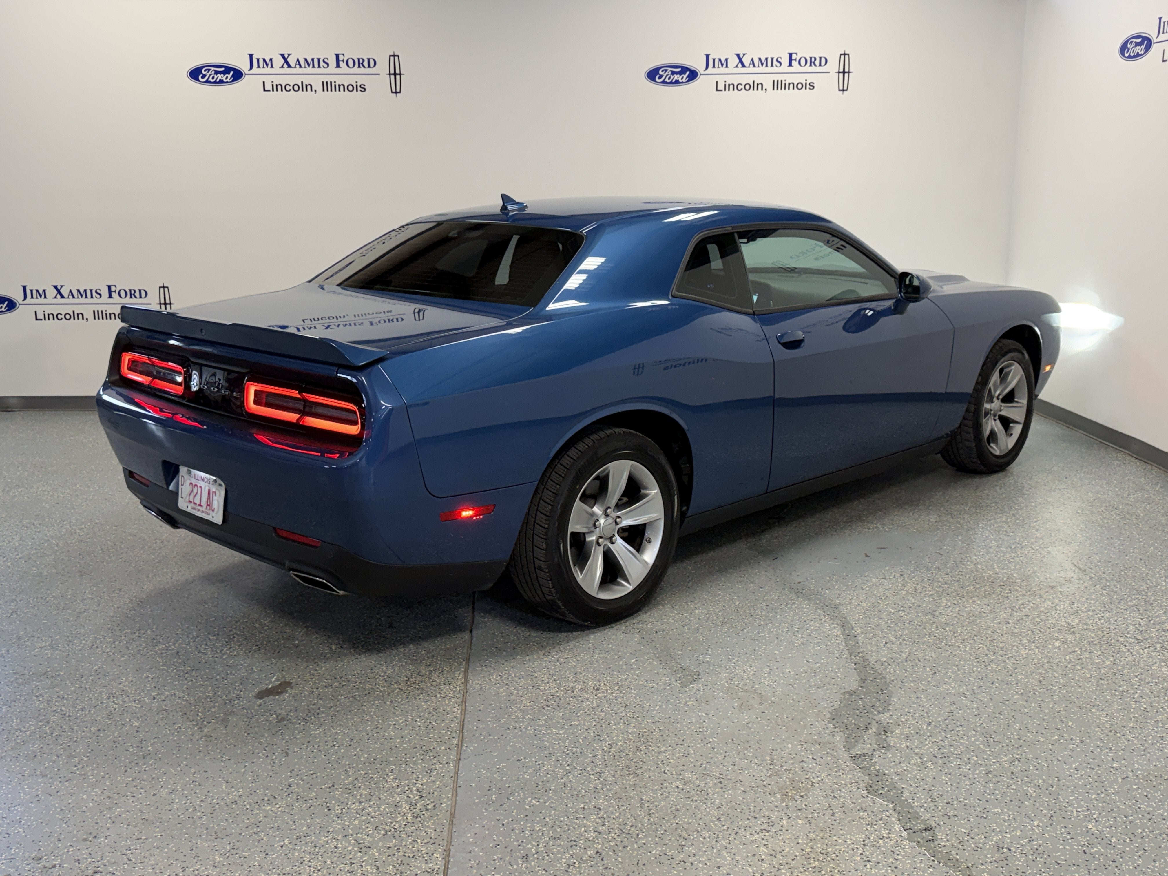 2022 Dodge Challenger SXT