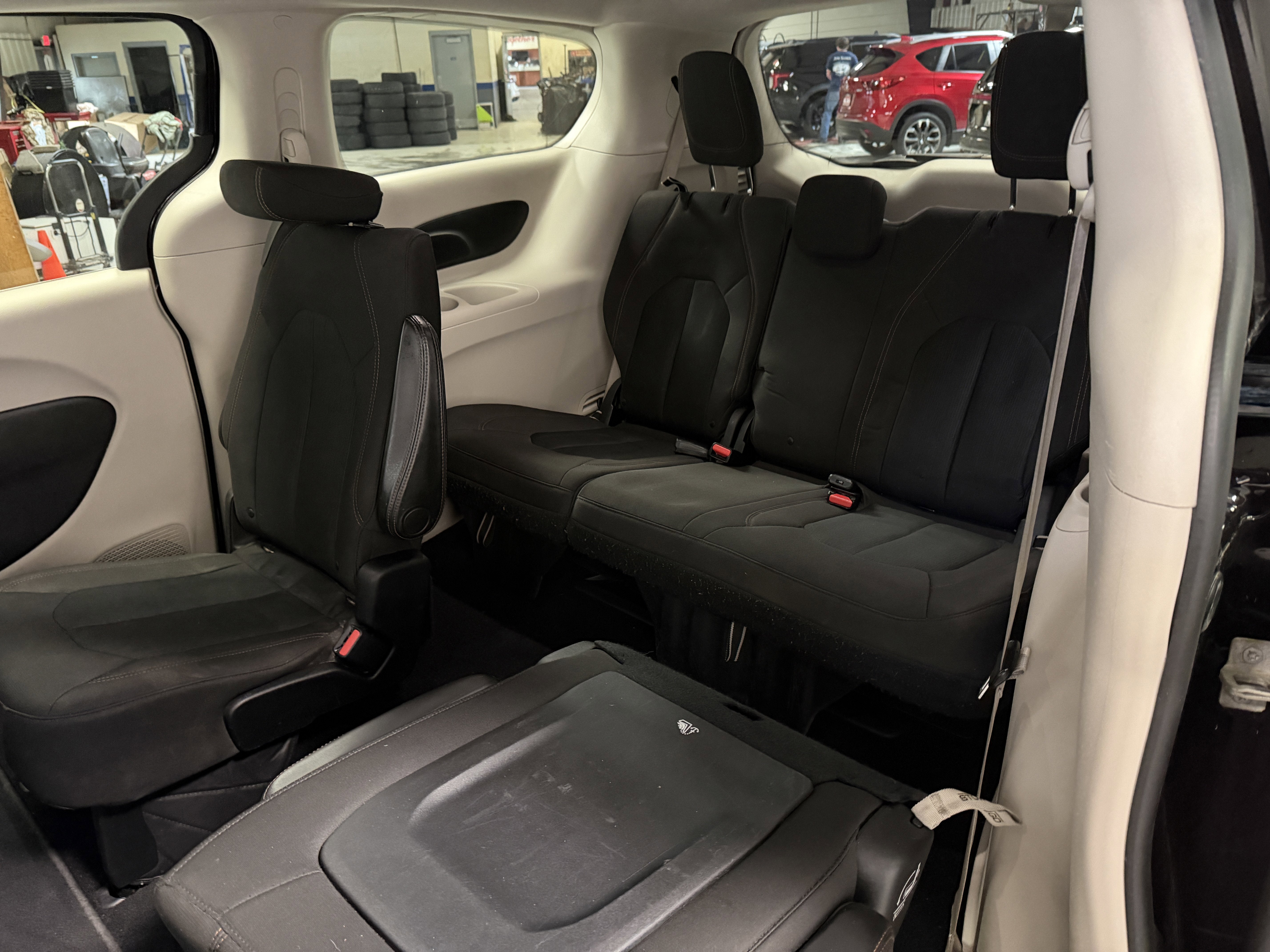 2017 Chrysler Pacifica Touring