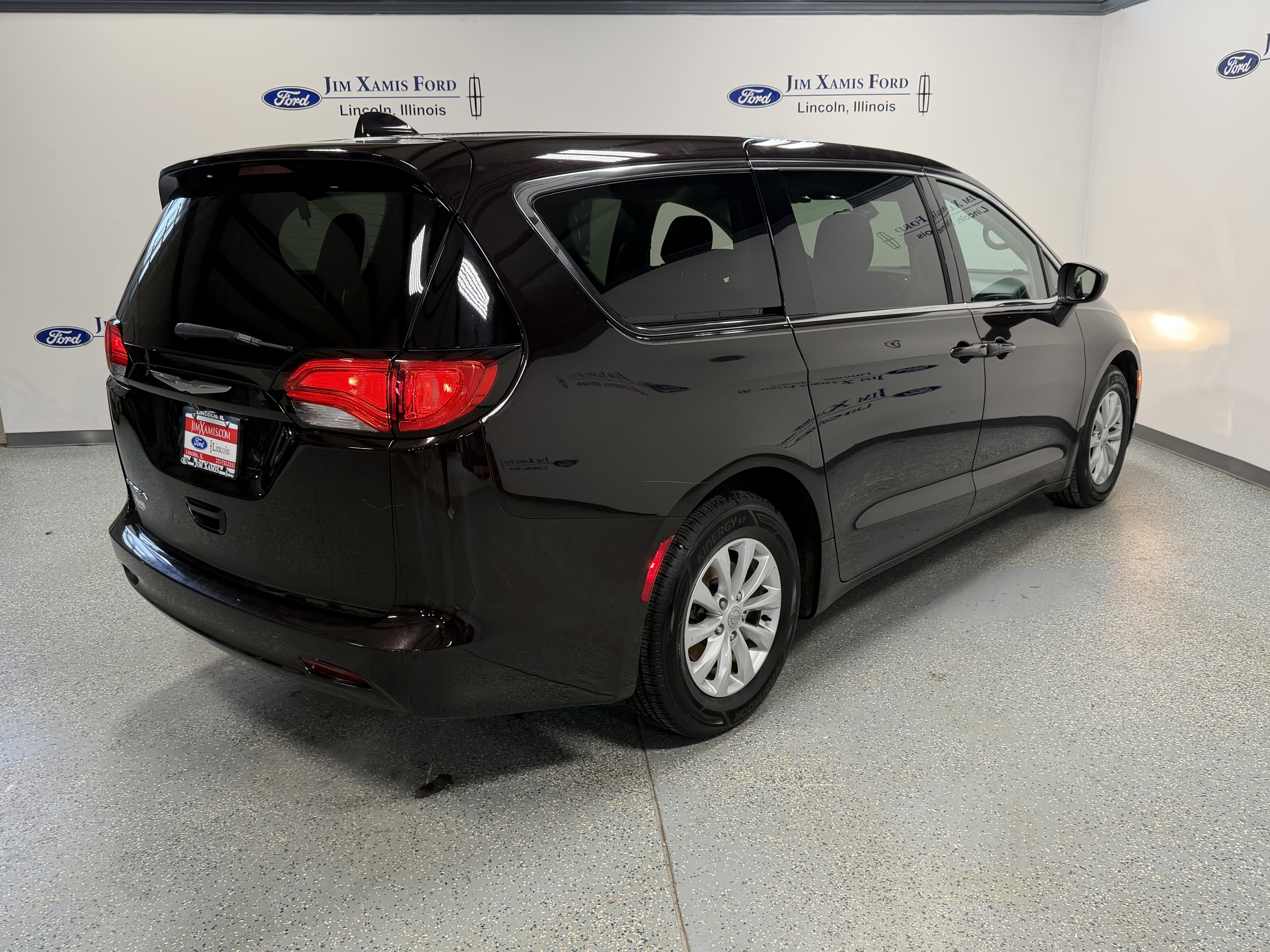 2017 Chrysler Pacifica Touring
