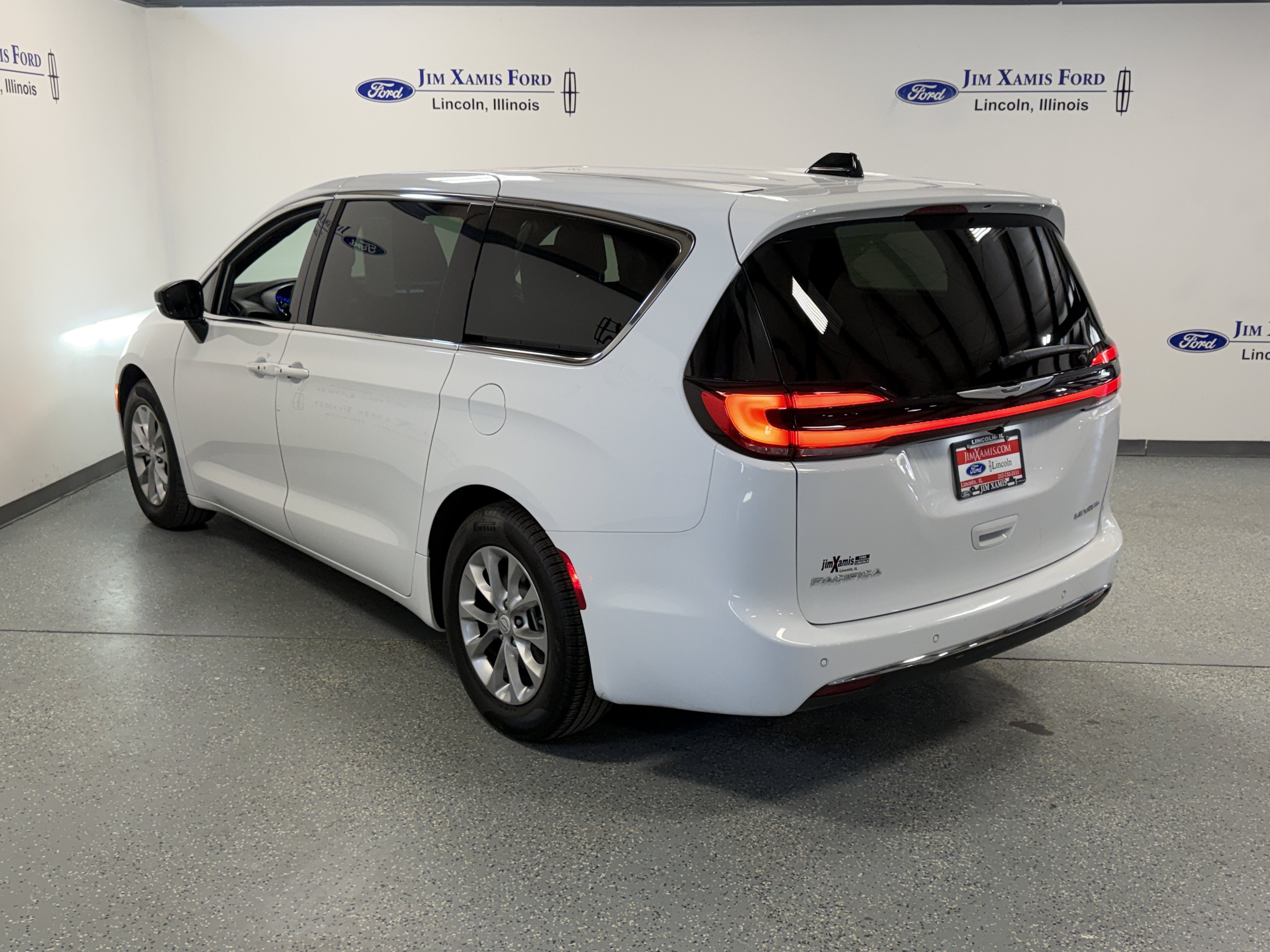2026 Chrysler Pacifica Limited