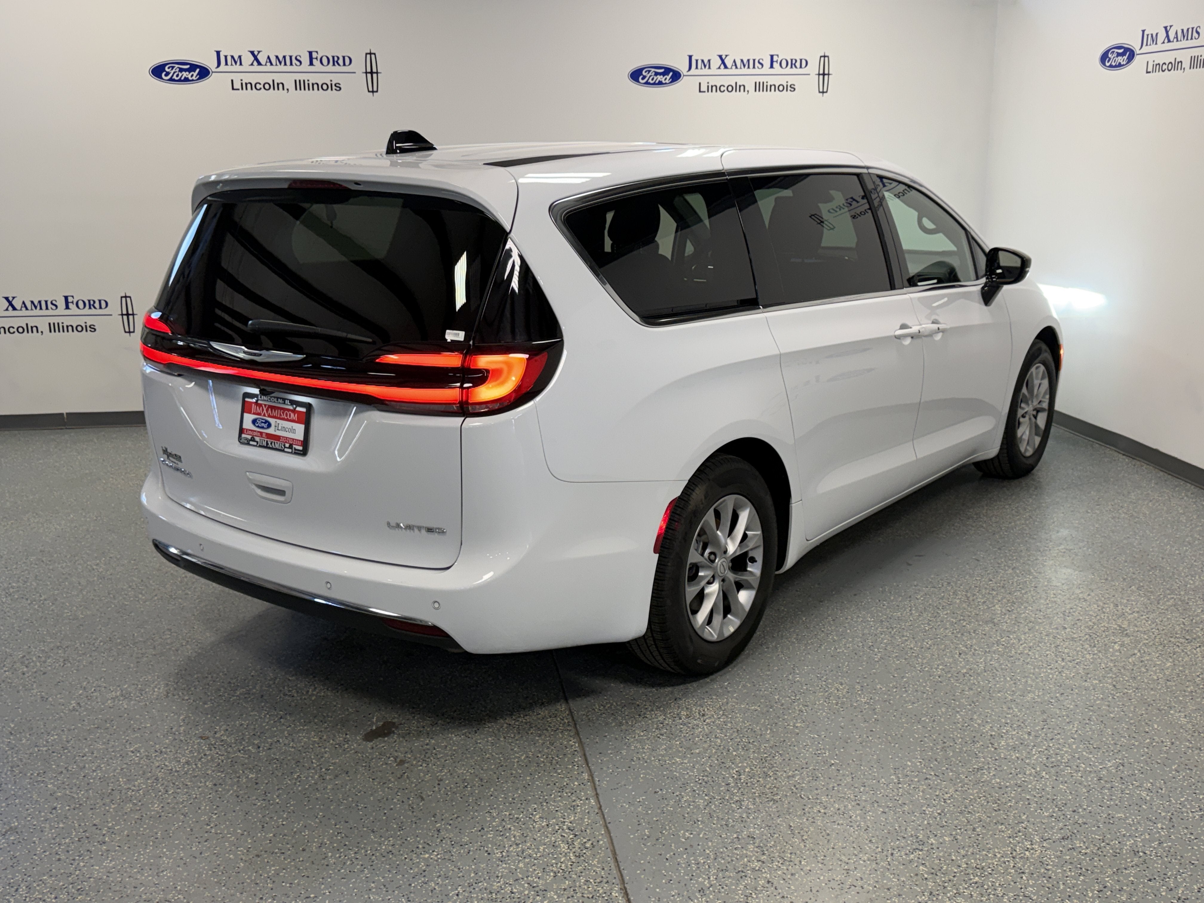 2026 Chrysler Pacifica Limited