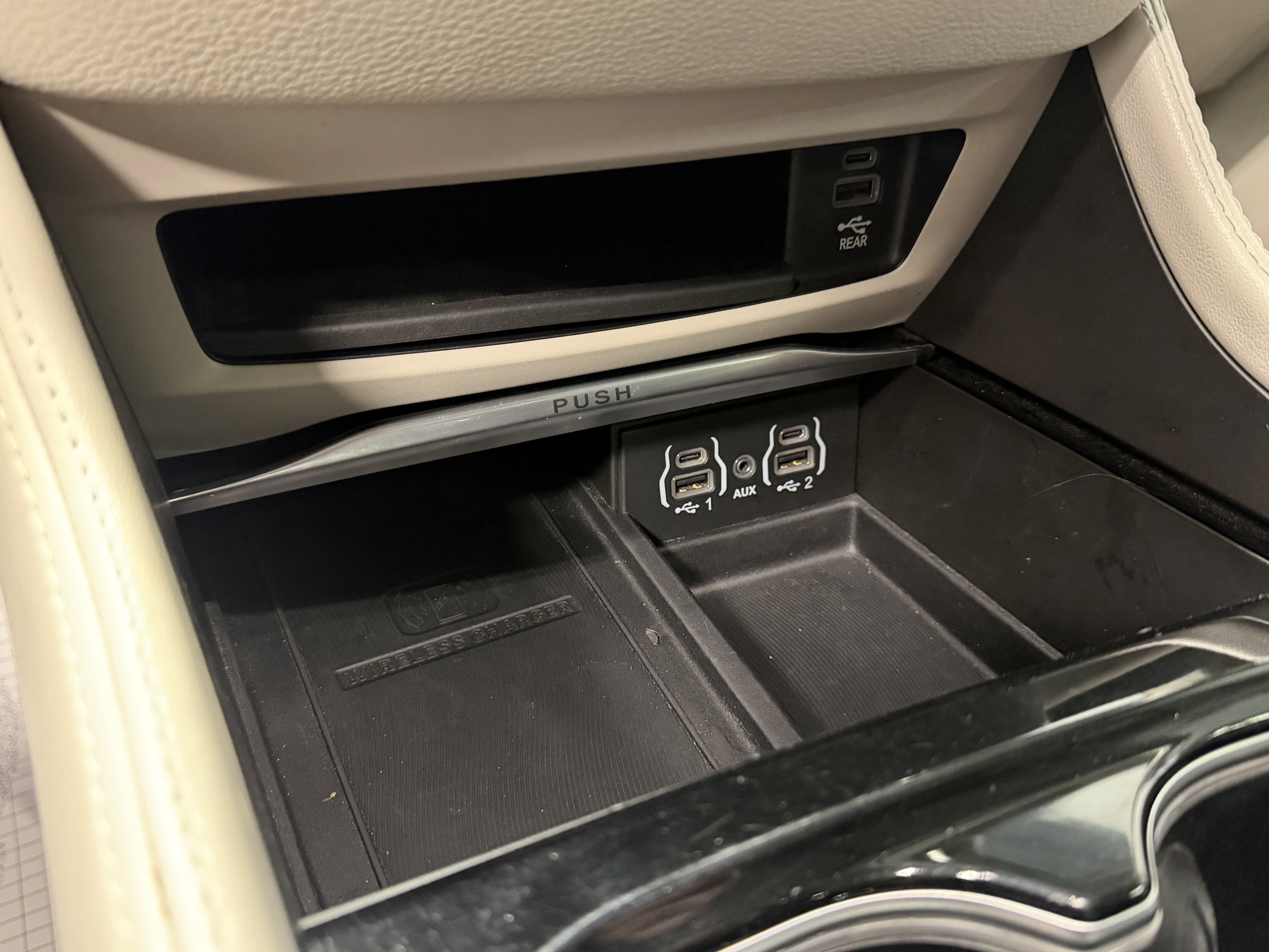 2022 Chrysler Pacifica Hybrid Limited