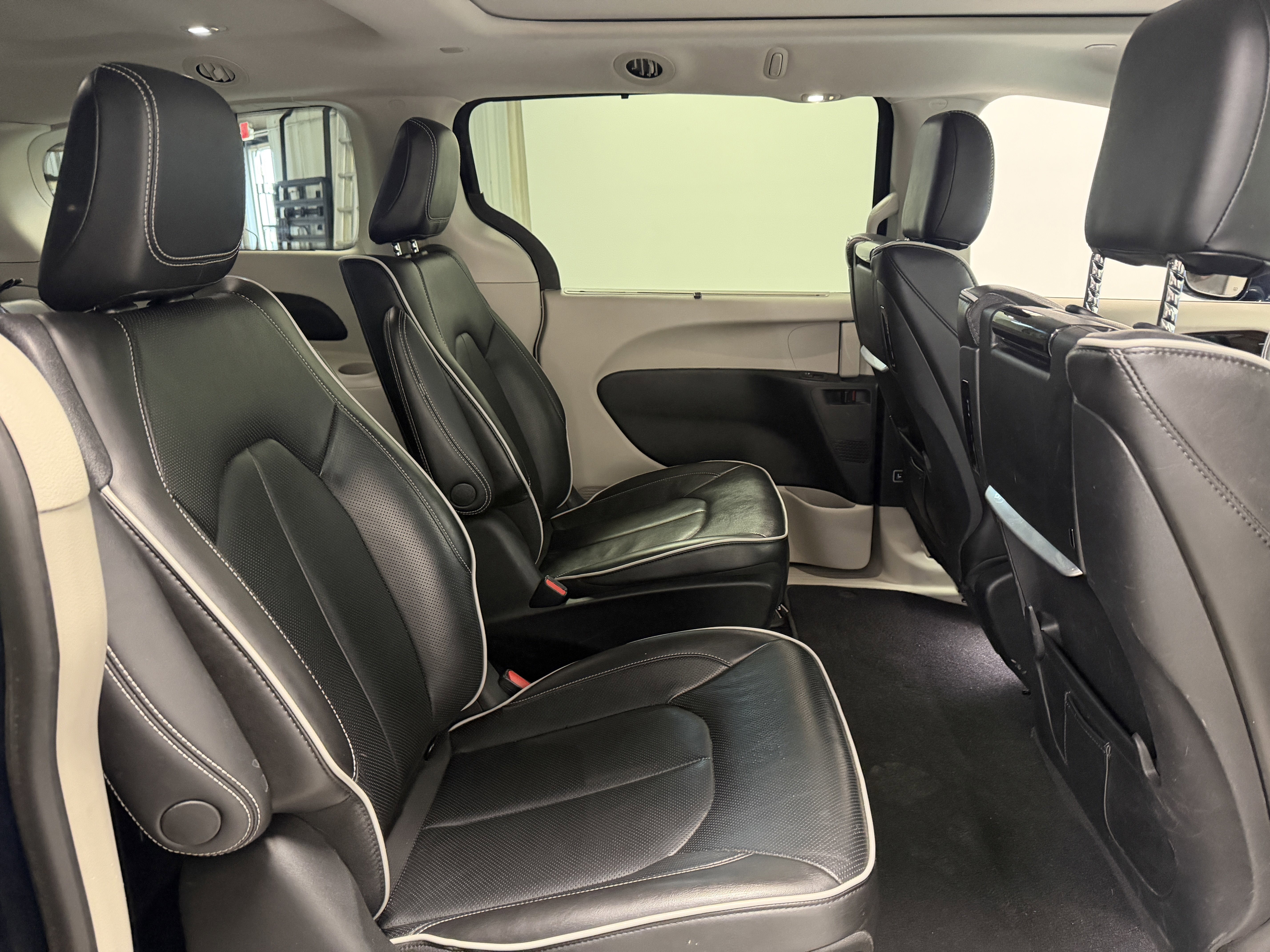 2022 Chrysler Pacifica Hybrid Limited