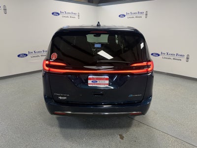 2022 Chrysler Pacifica Hybrid Limited