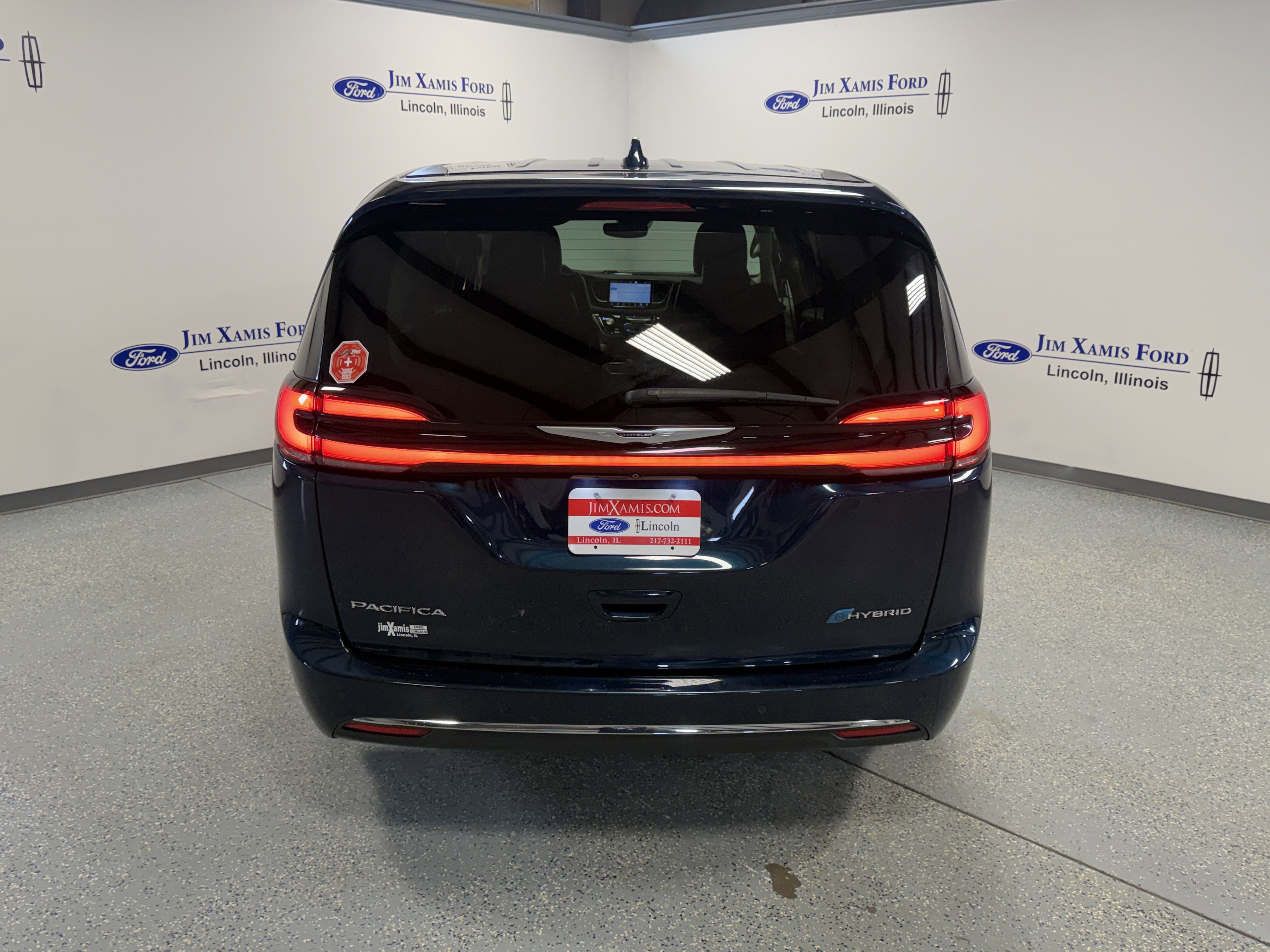 2022 Chrysler Pacifica Hybrid Limited