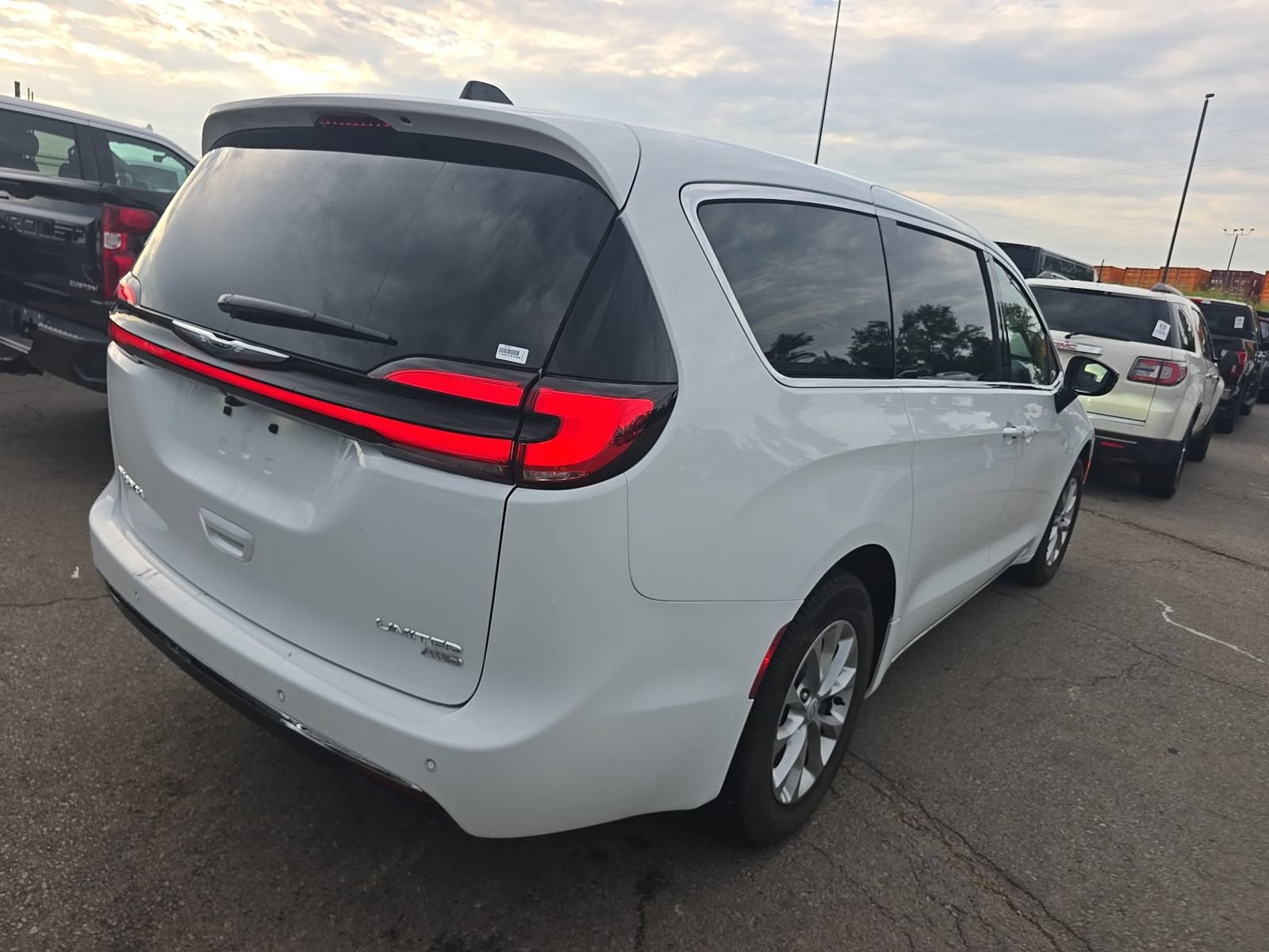 2026 Chrysler Pacifica Limited