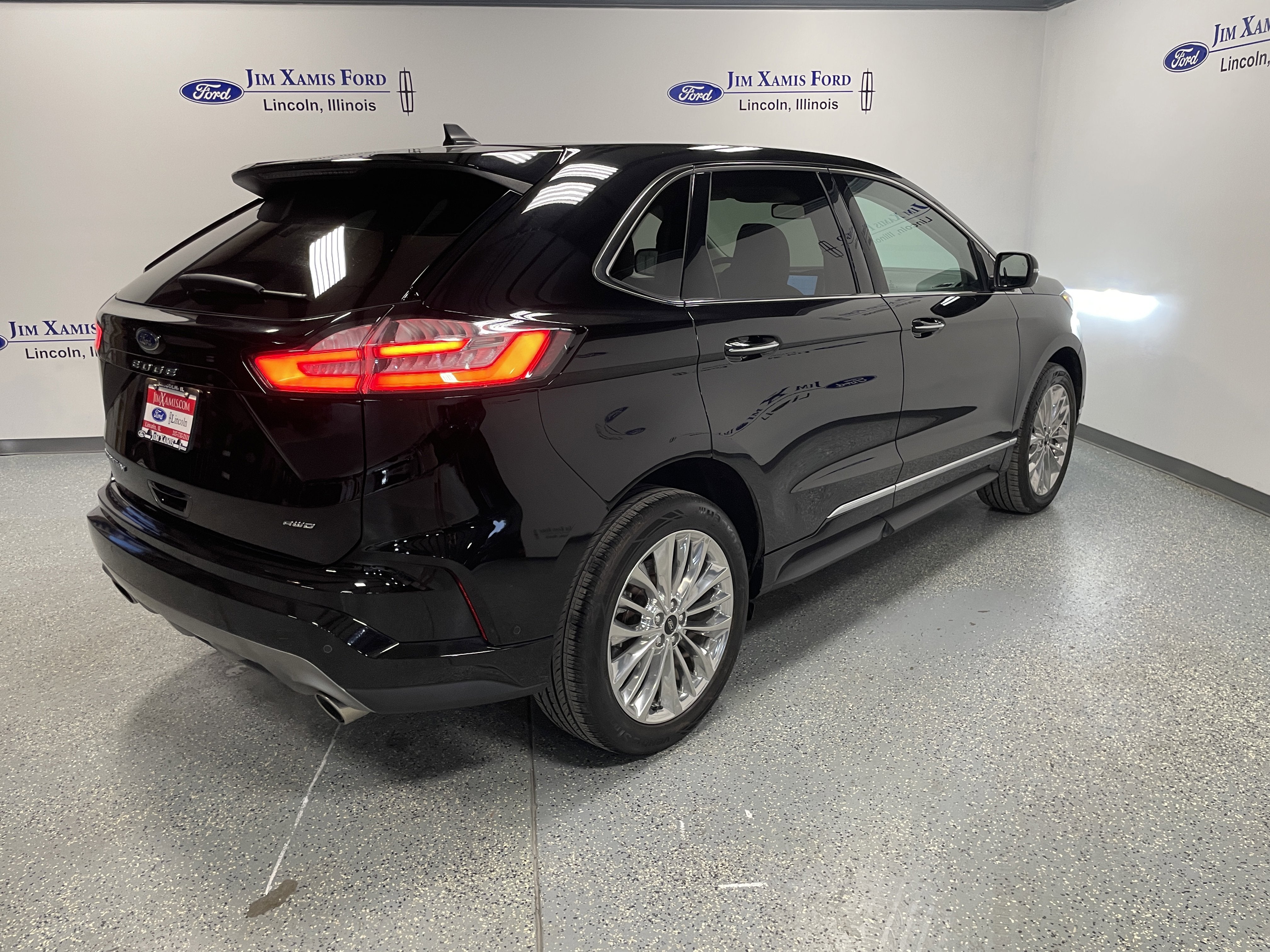 2024 Ford Edge Titanium