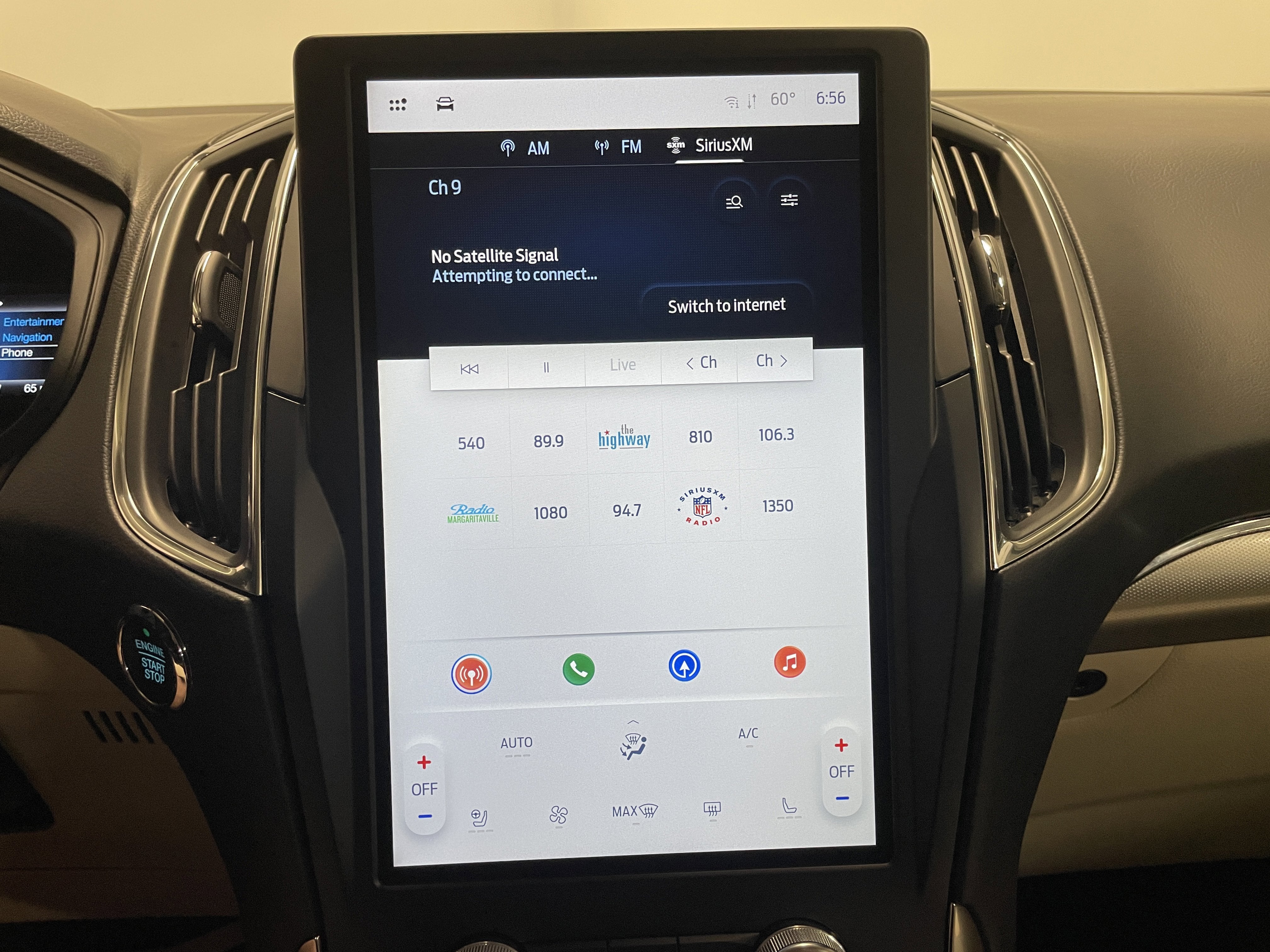 2024 Ford Edge Titanium