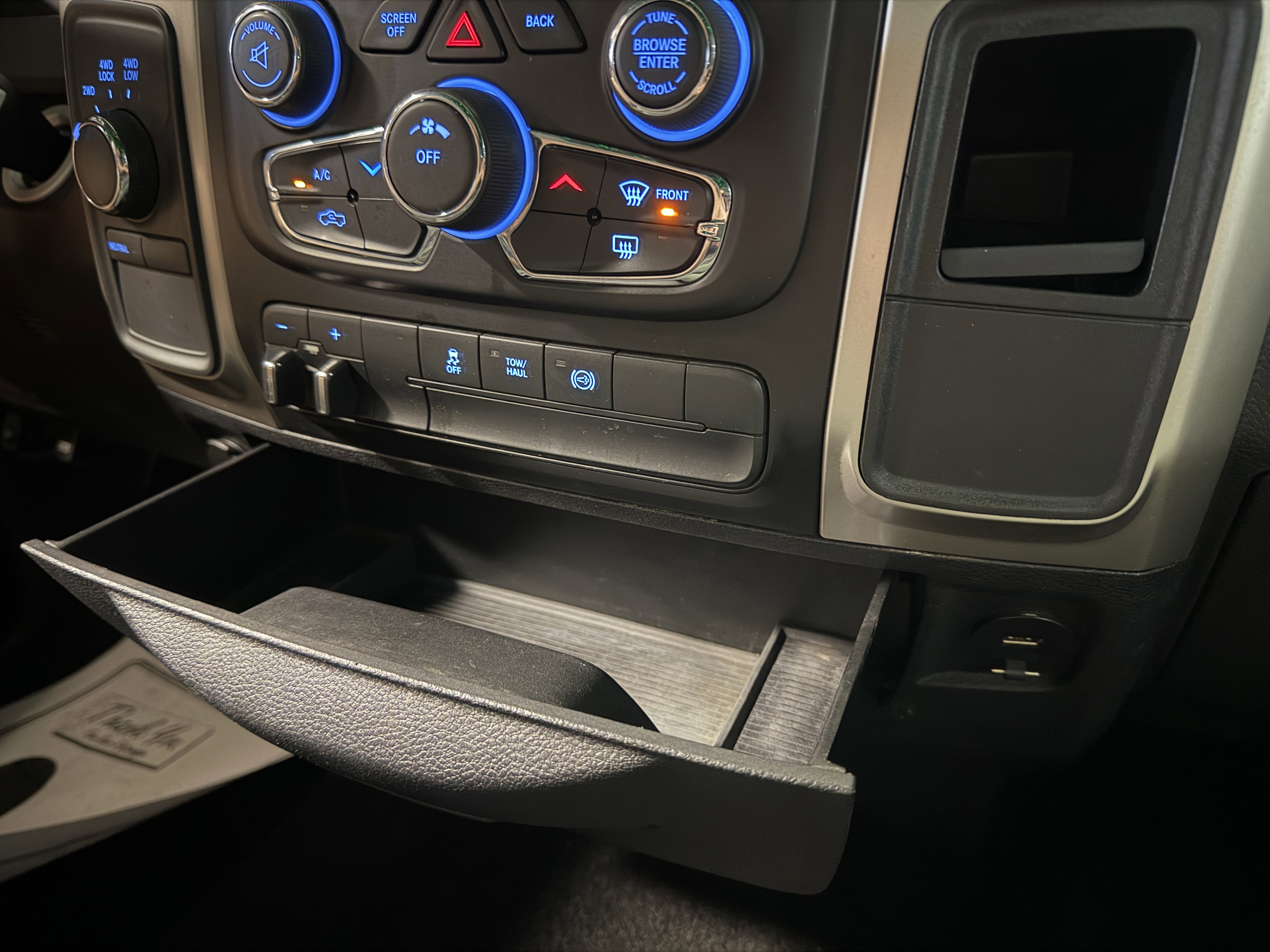 2016 RAM 2500 SLT