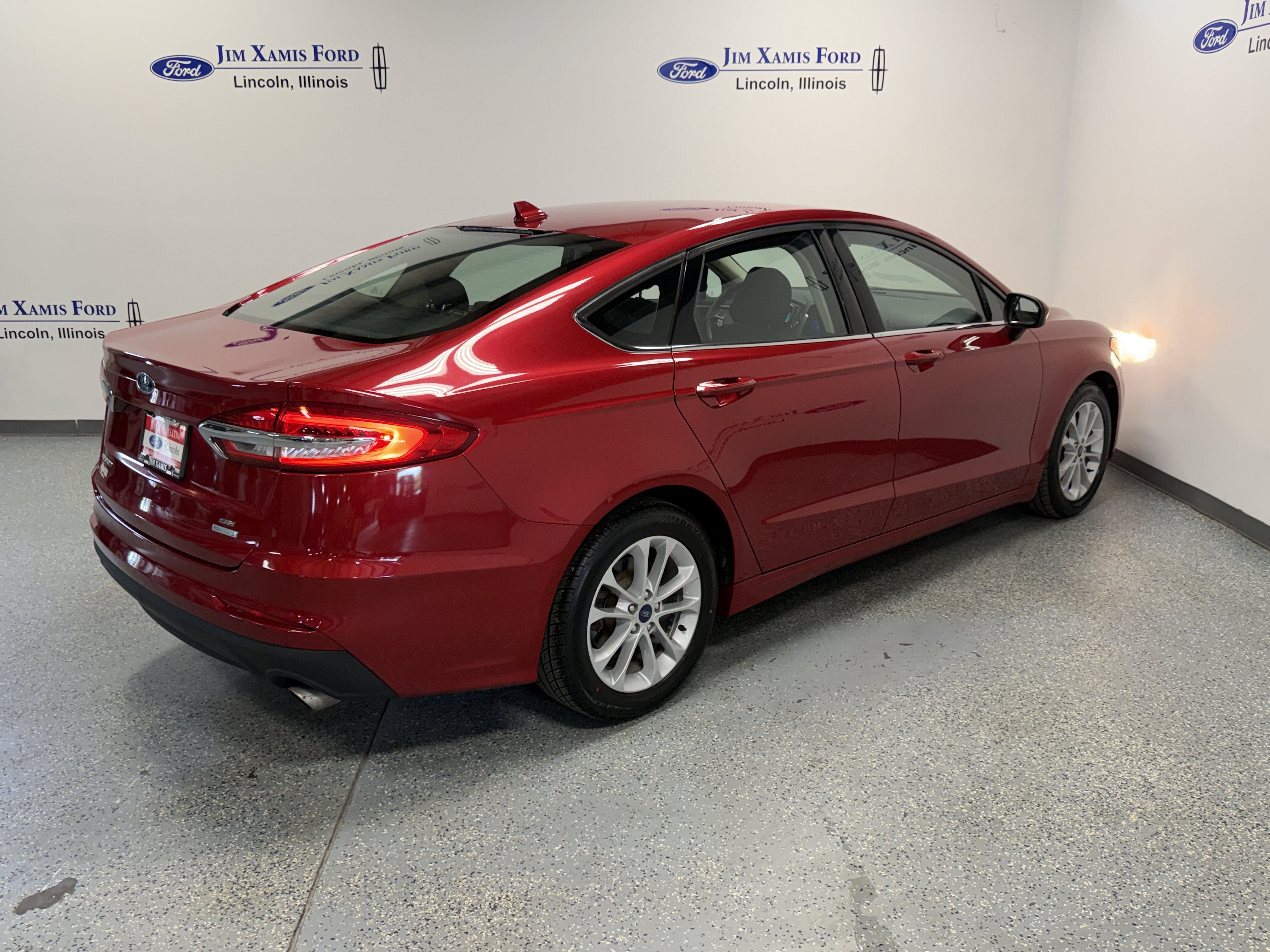 2020 Ford Fusion SE
