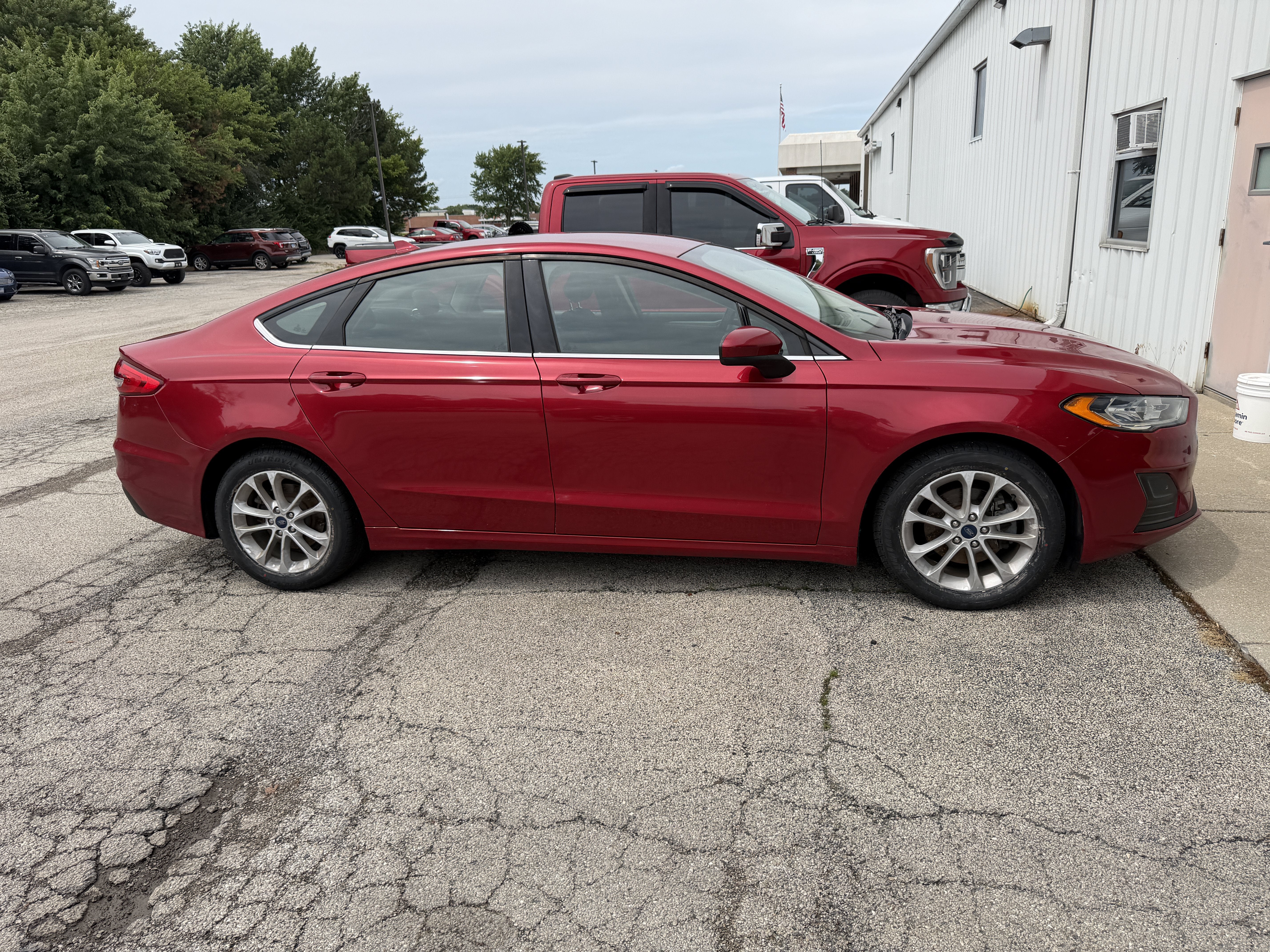 2020 Ford Fusion SE