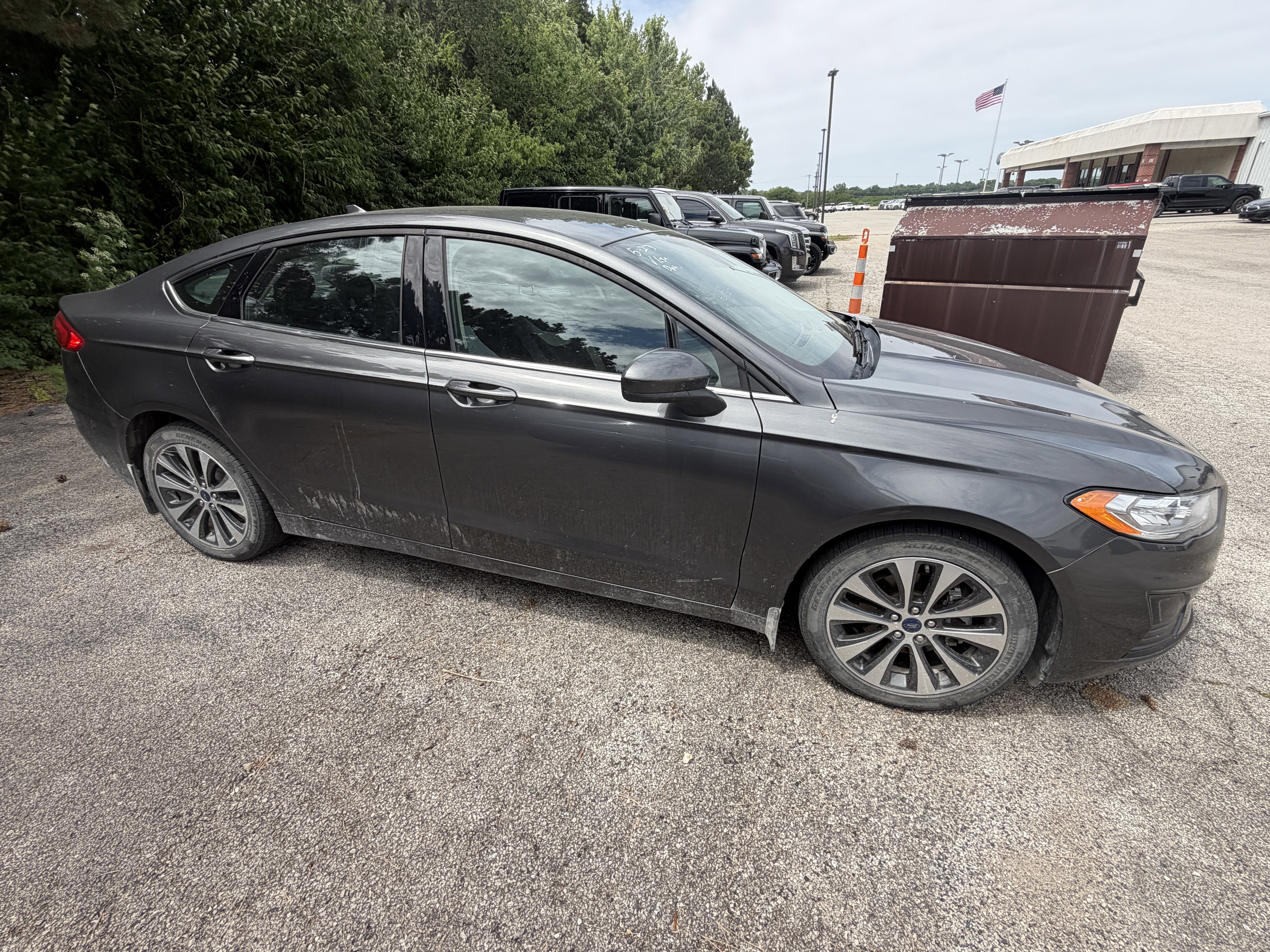 2020 Ford Fusion SE