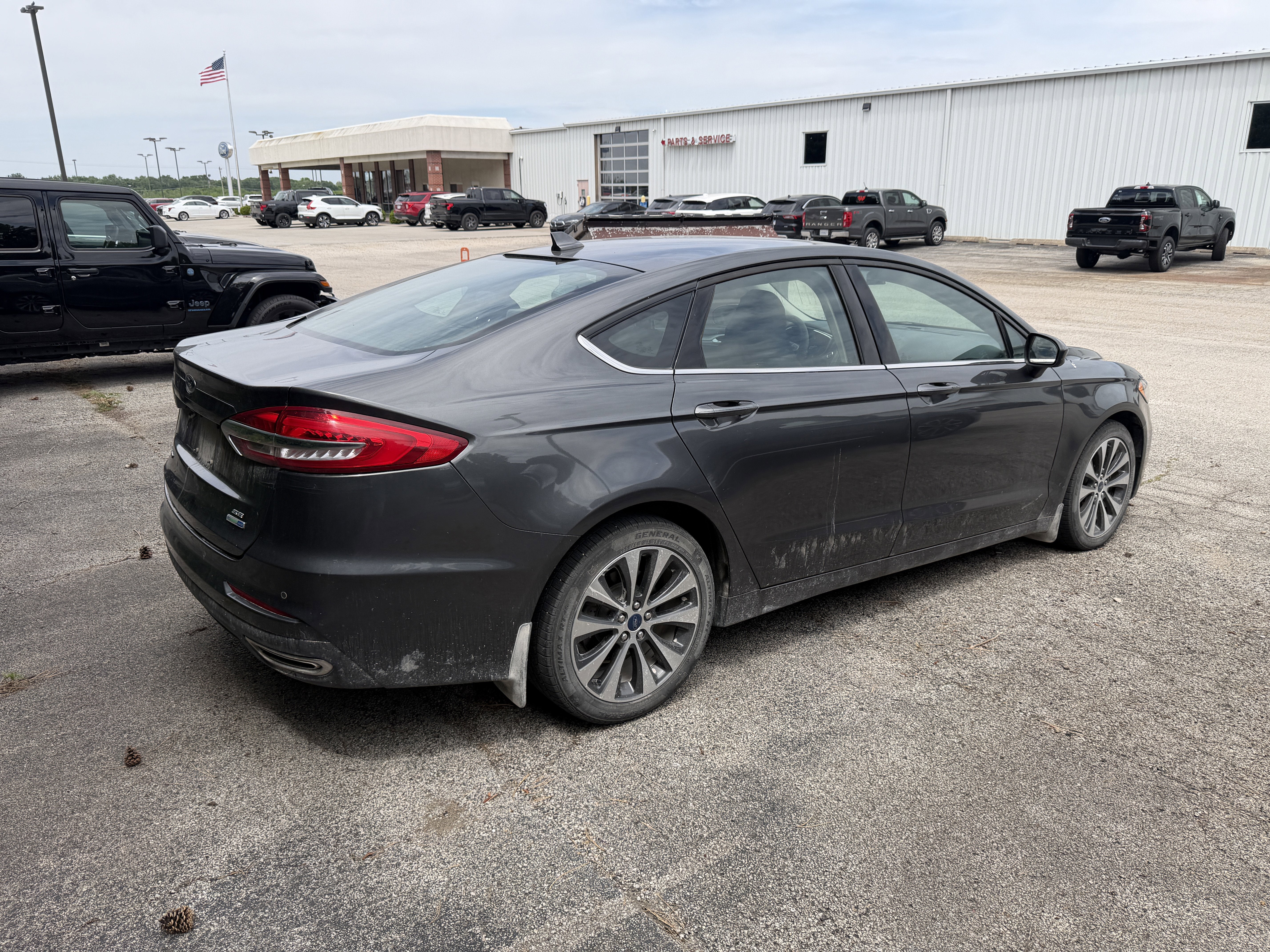 2020 Ford Fusion SE