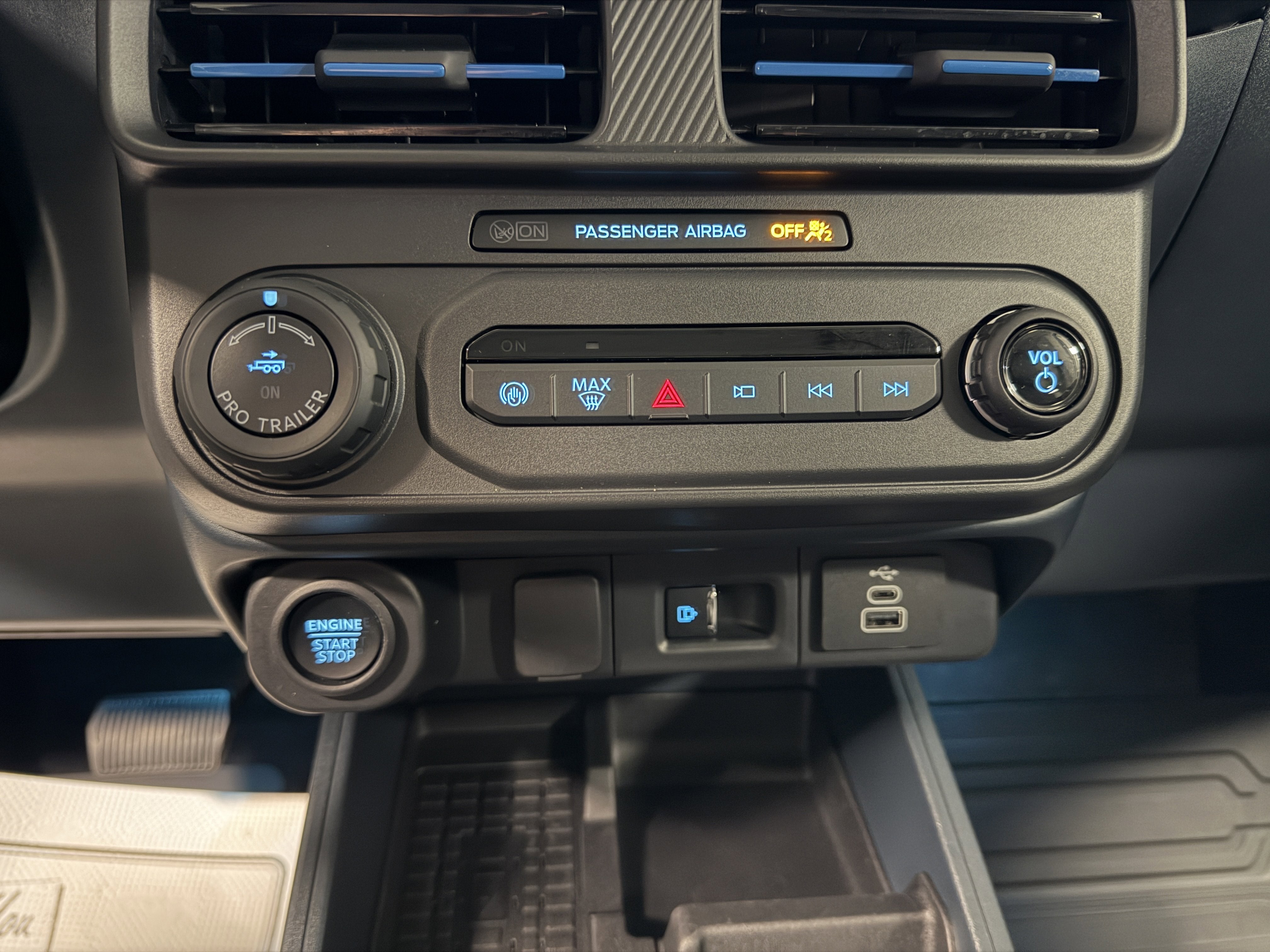 2025 Ford Maverick Lobo High