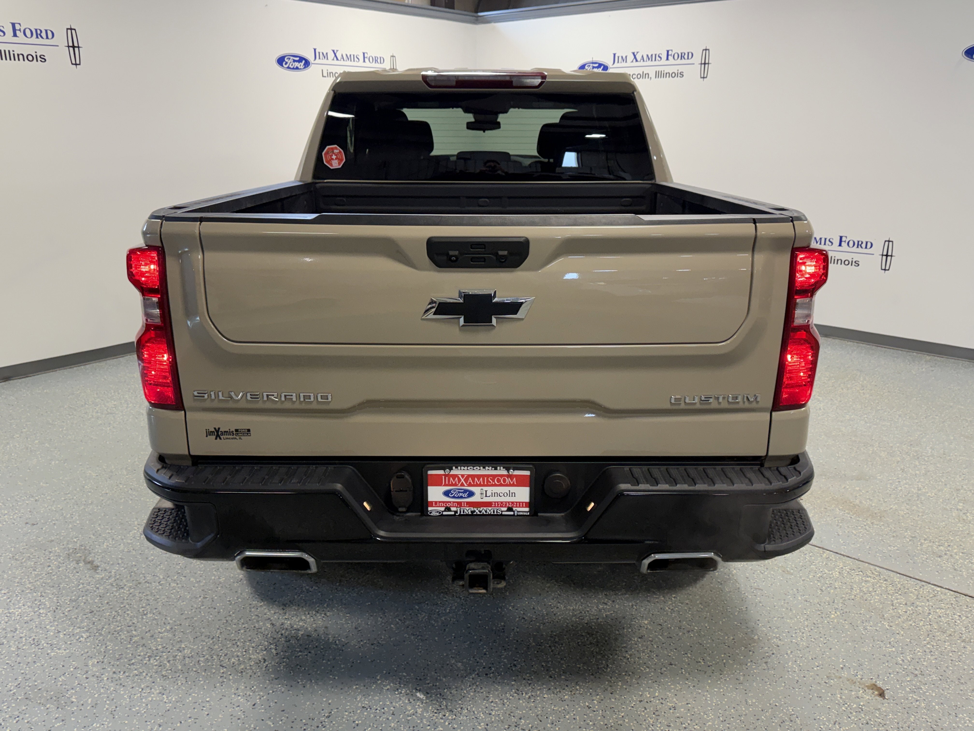 2022 Chevrolet Silverado 1500 Custom Trail Boss