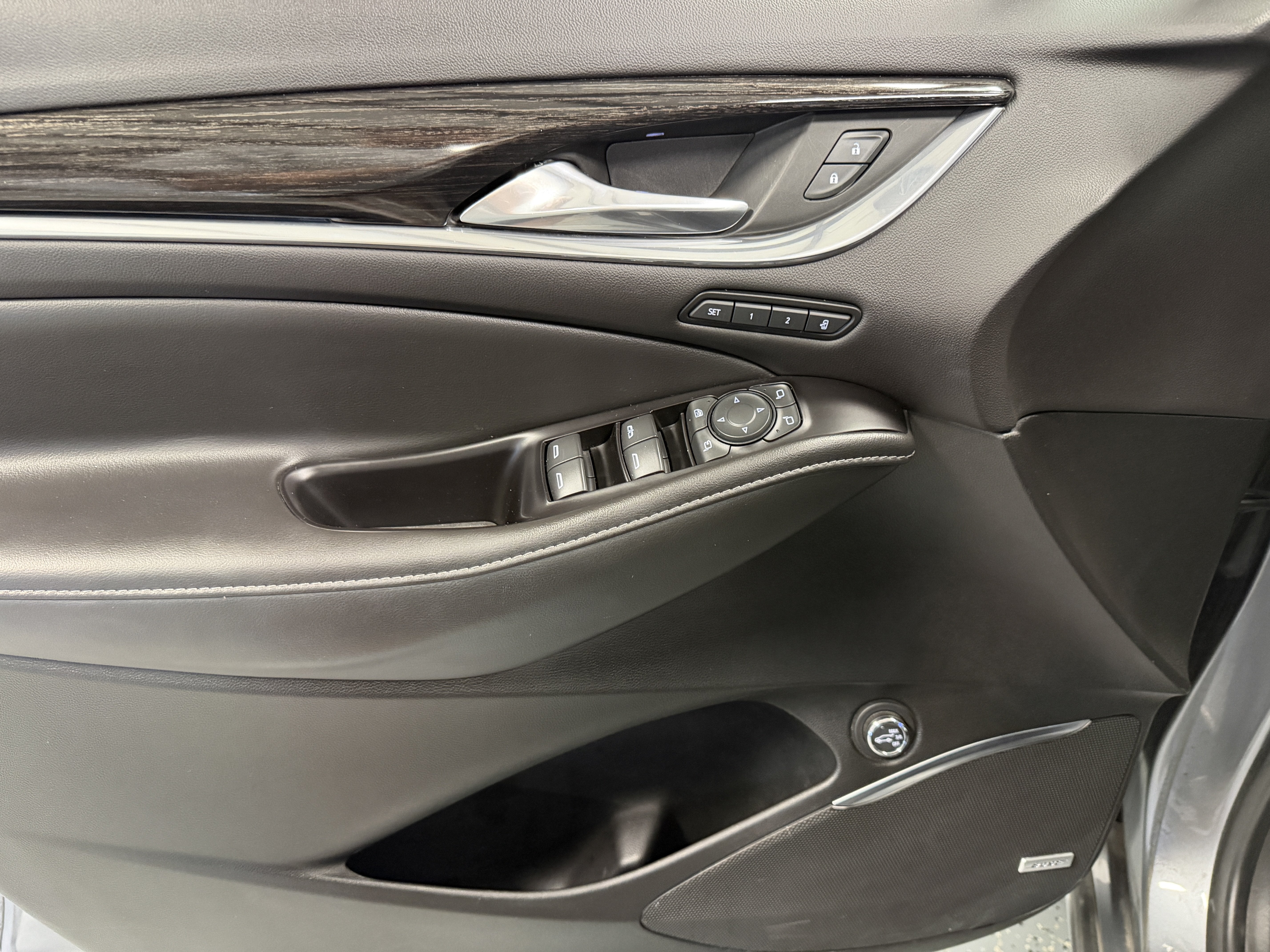 2020 Buick Enclave Avenir