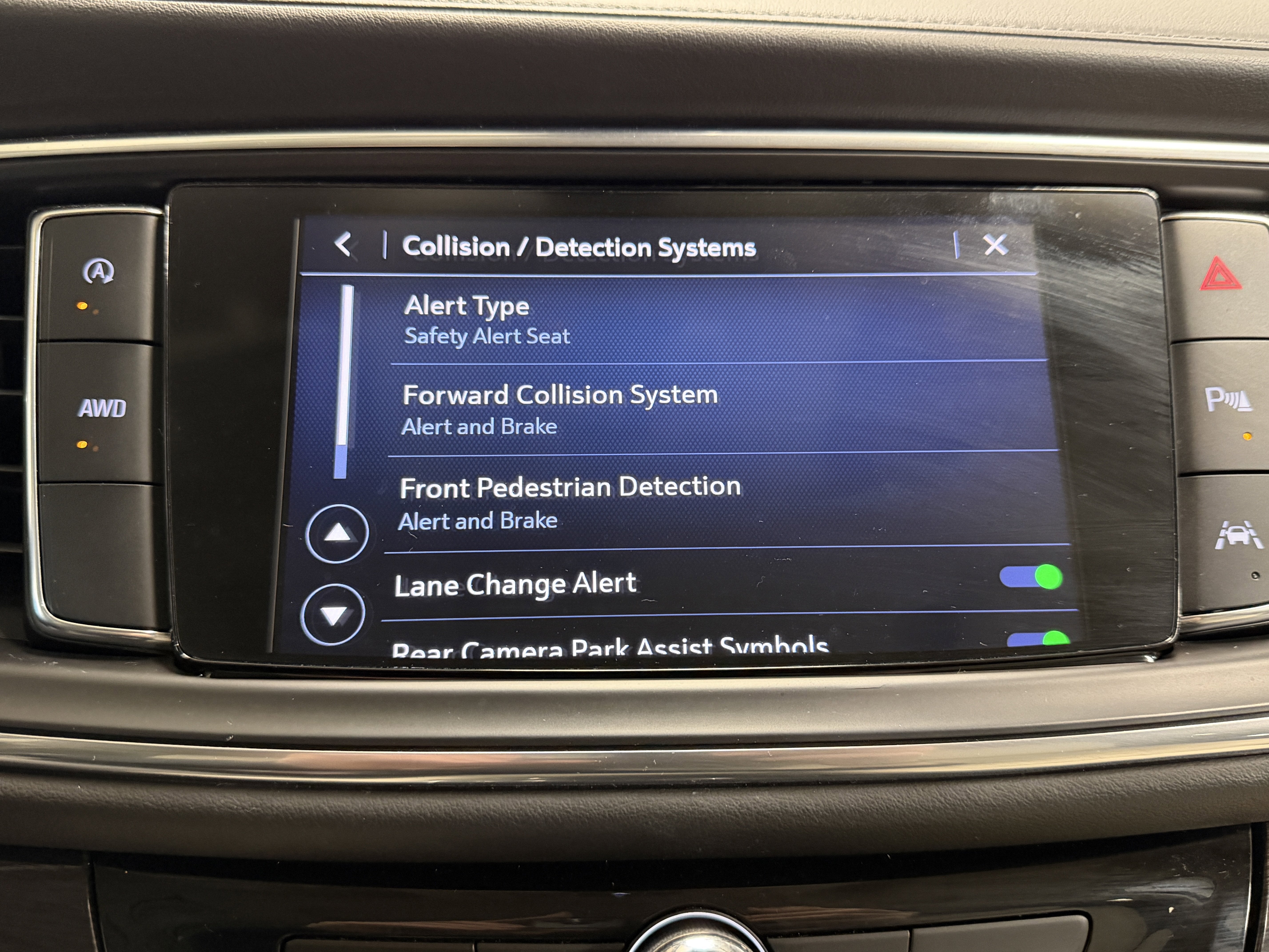 2023 Buick Enclave Essence