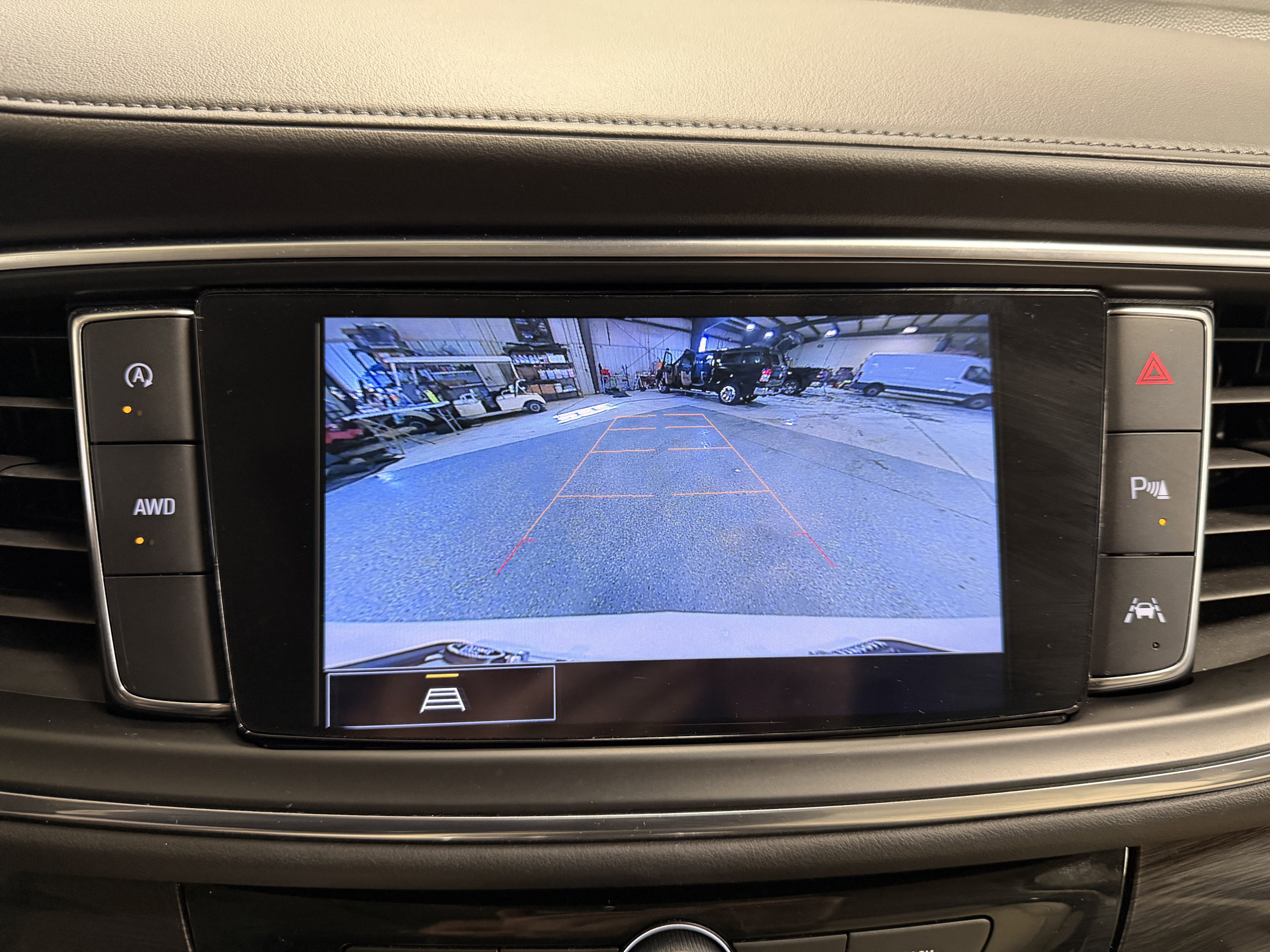 2023 Buick Enclave Essence