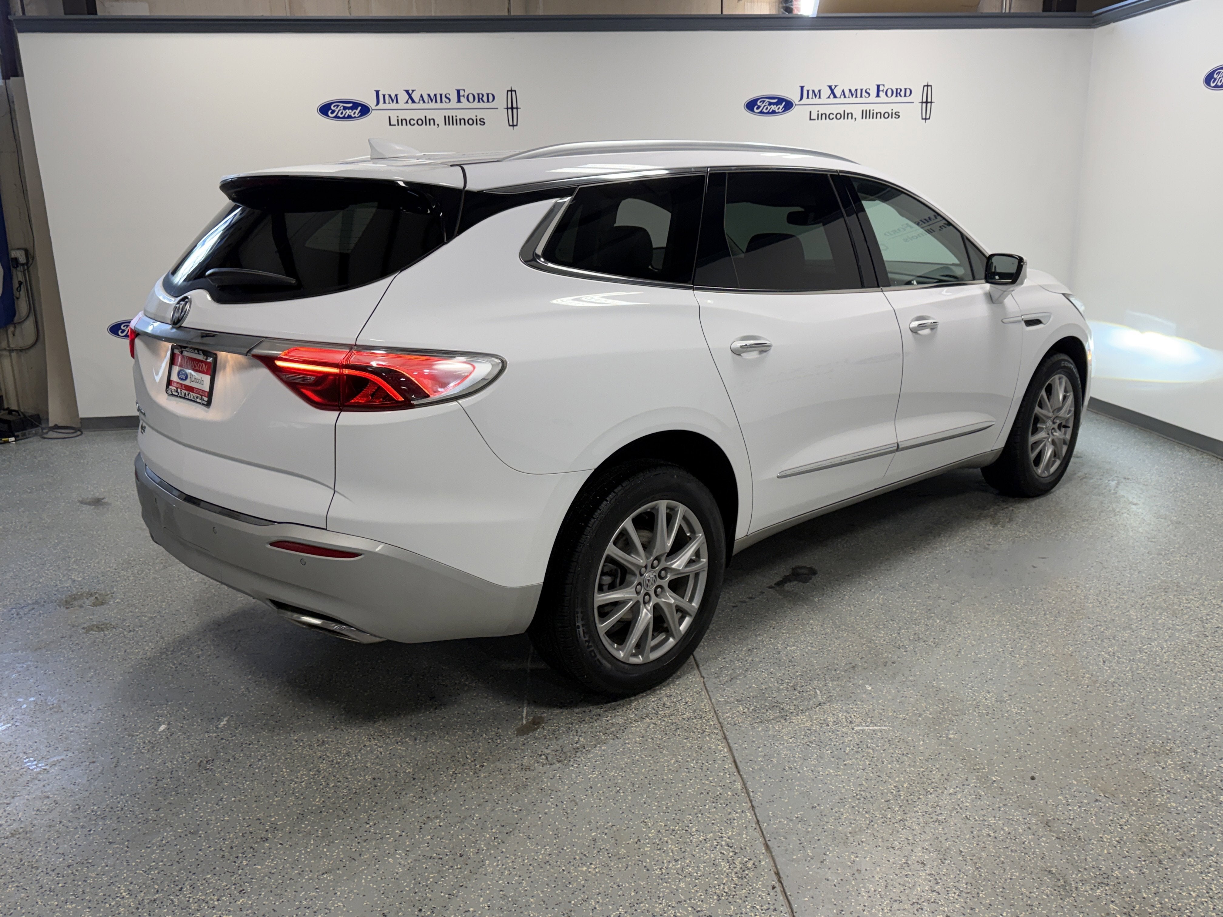 2023 Buick Enclave Essence