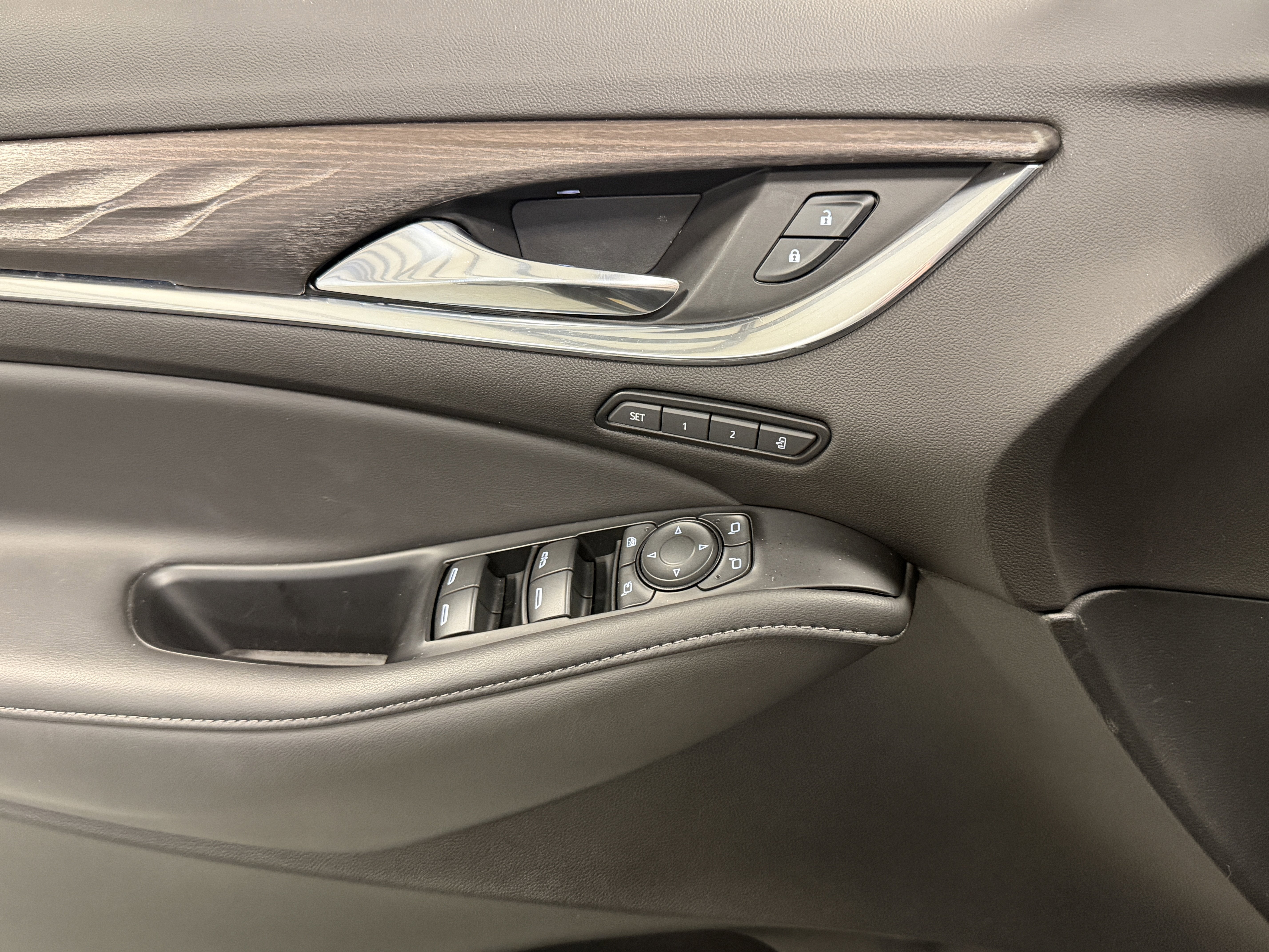 2024 Buick Enclave Avenir