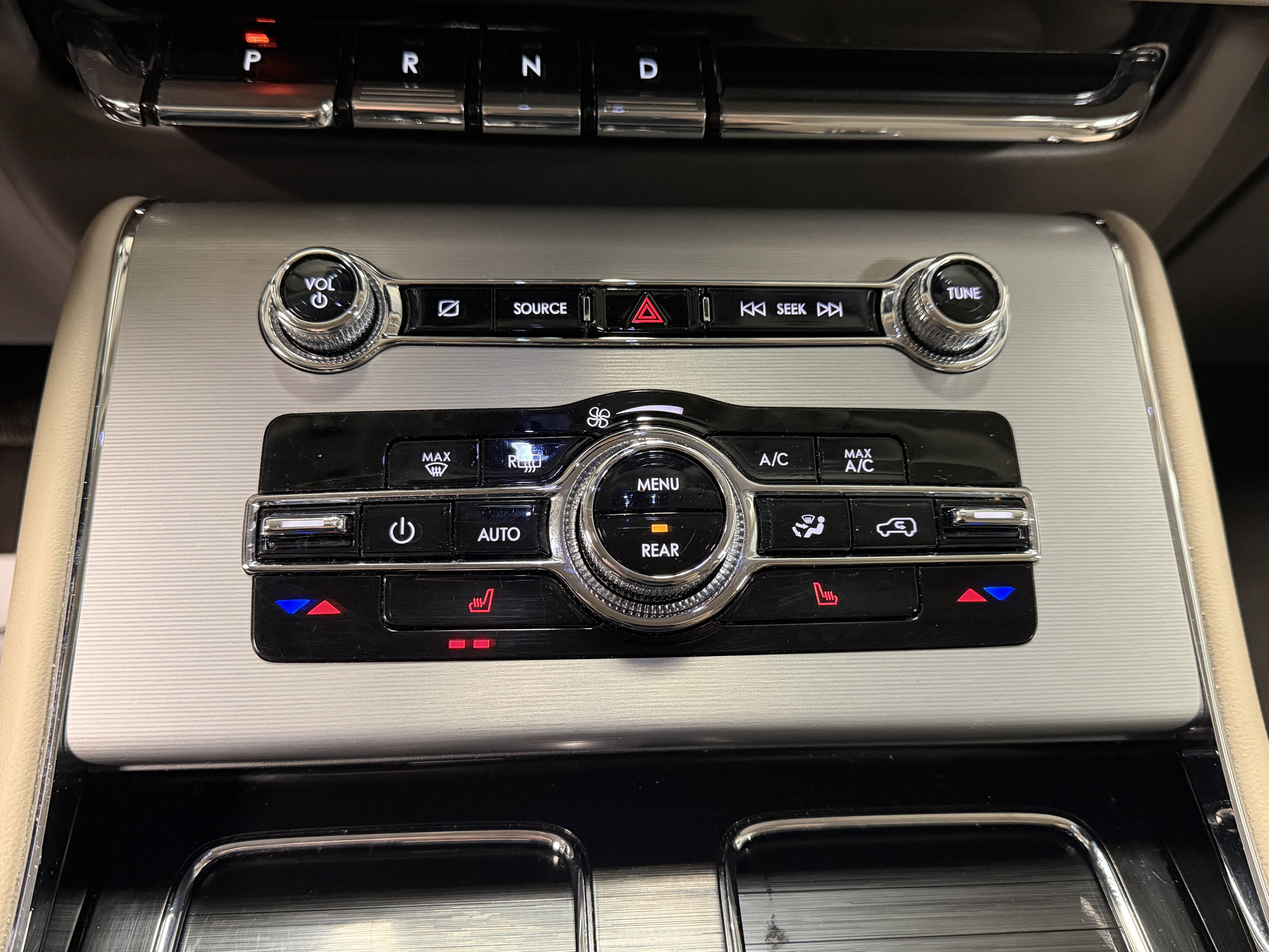 2023 Lincoln Aviator Standard