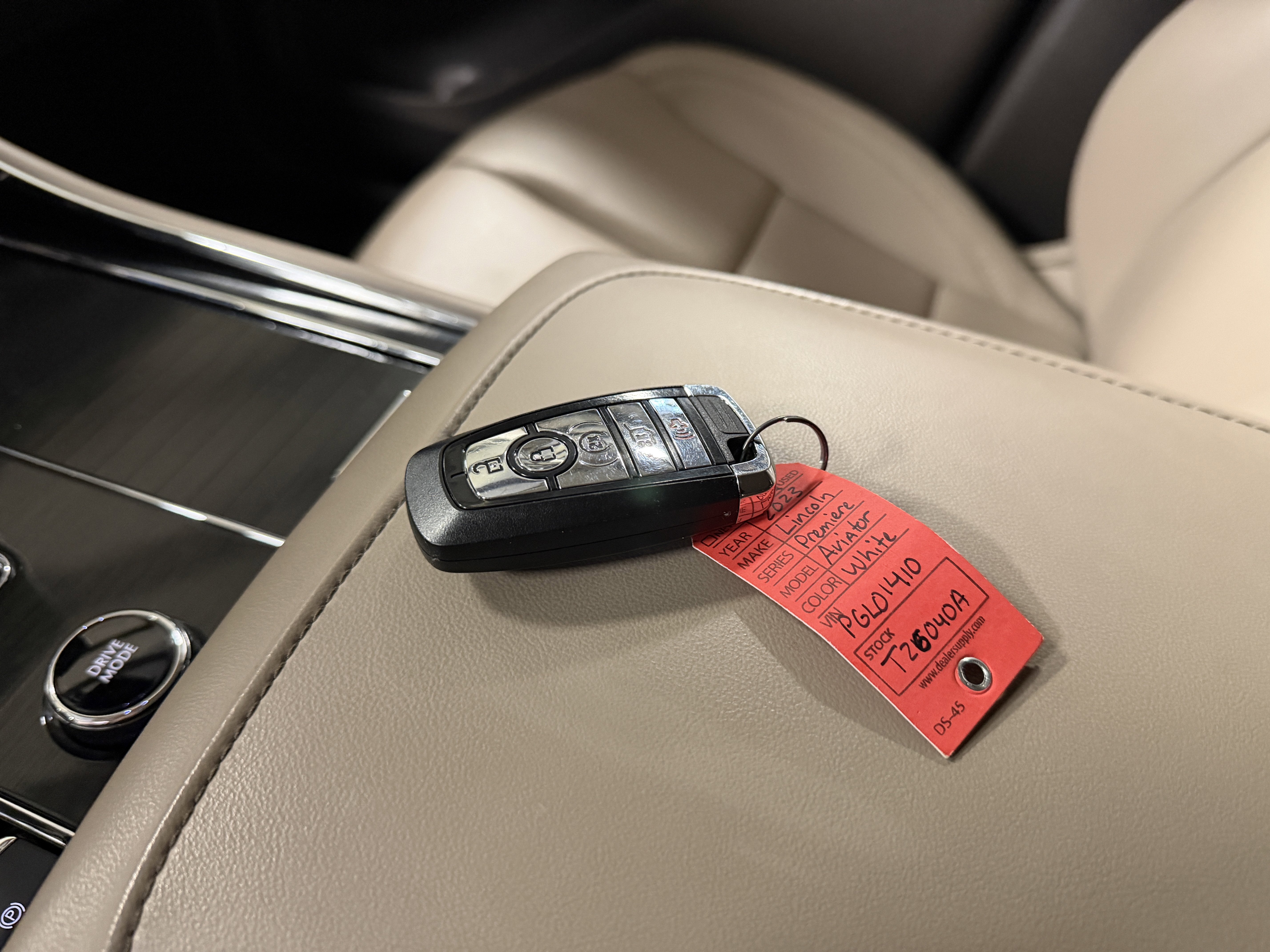 2023 Lincoln Aviator Standard