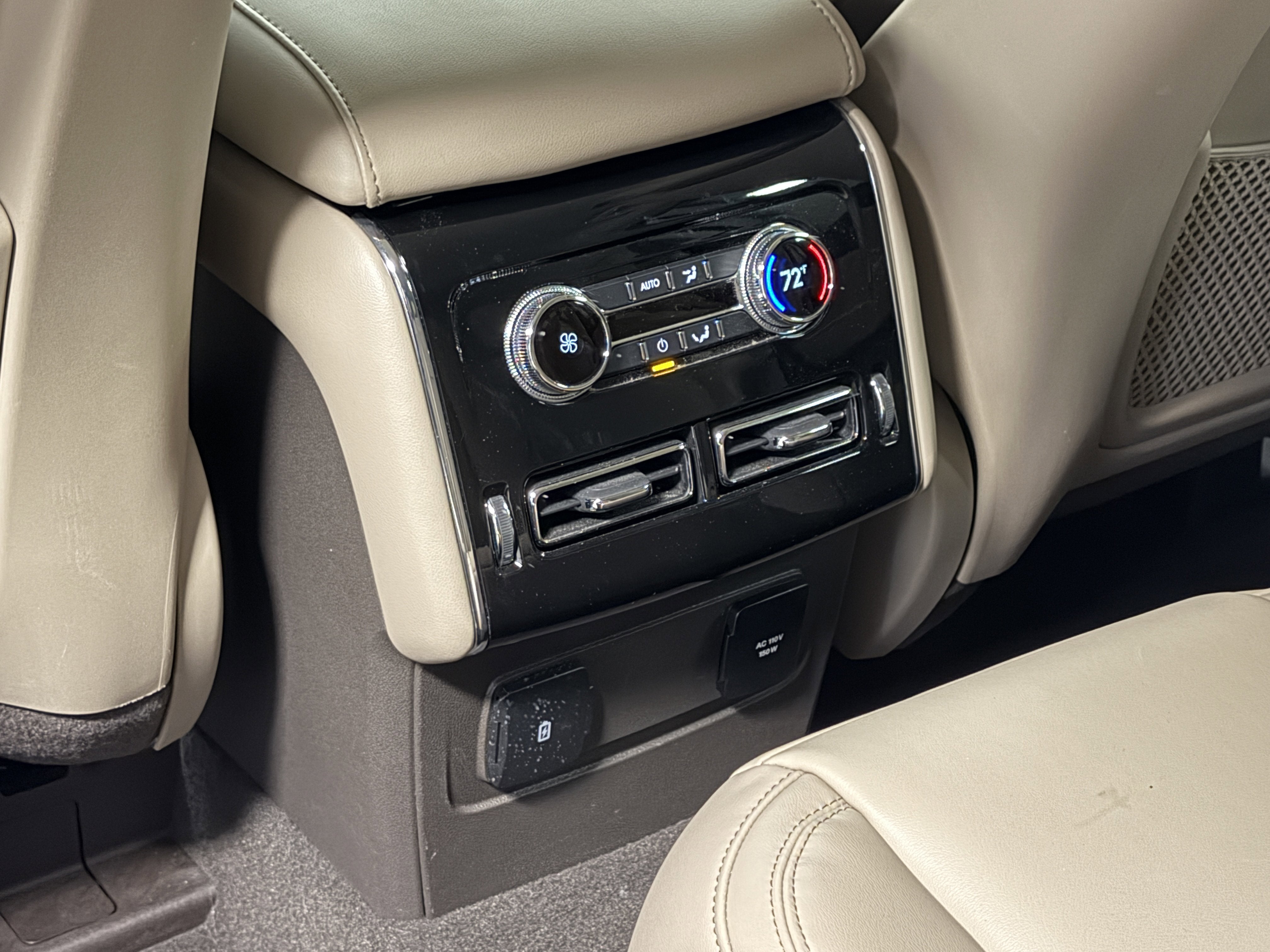 2023 Lincoln Aviator Standard