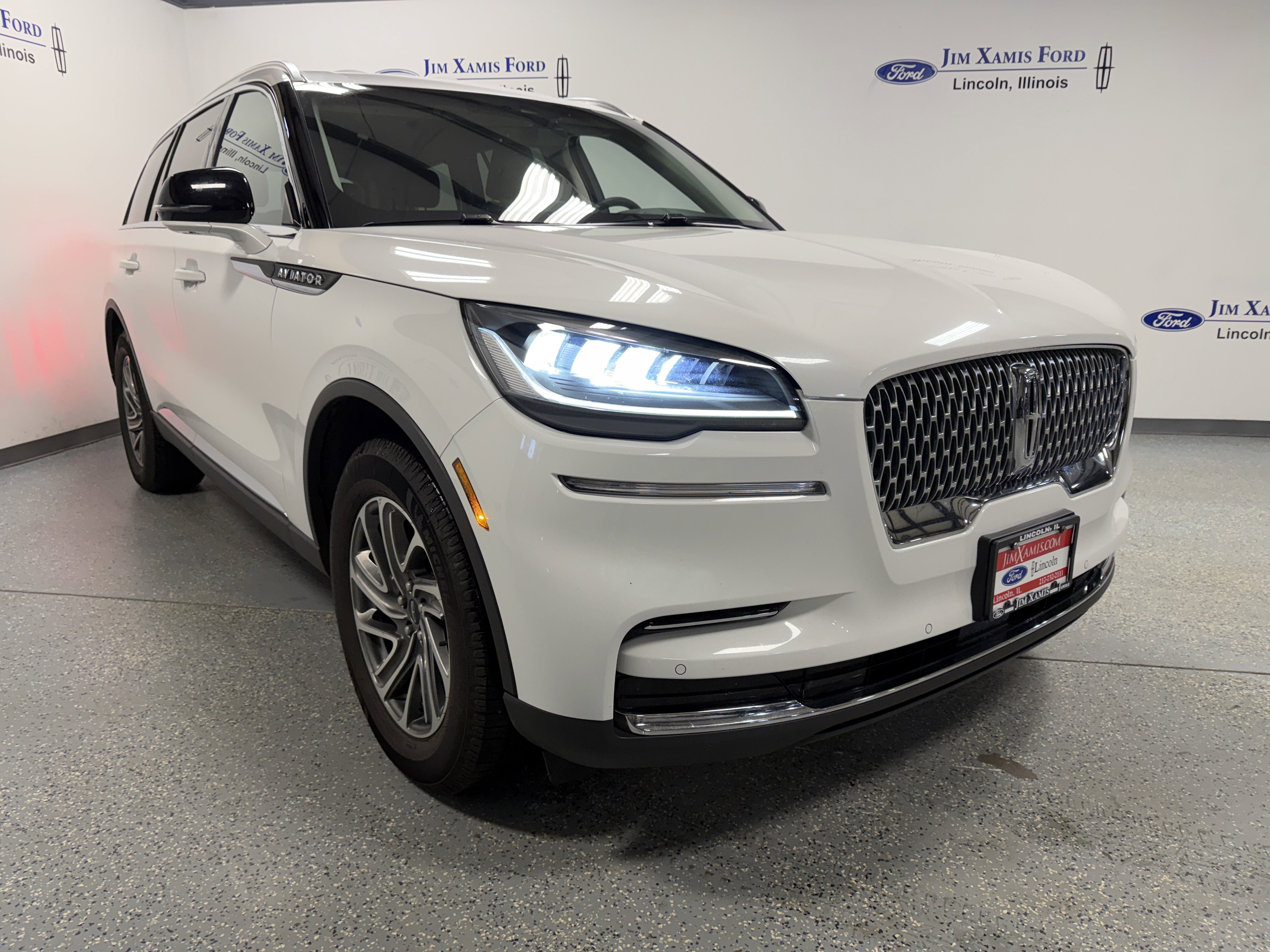 2023 Lincoln Aviator Standard