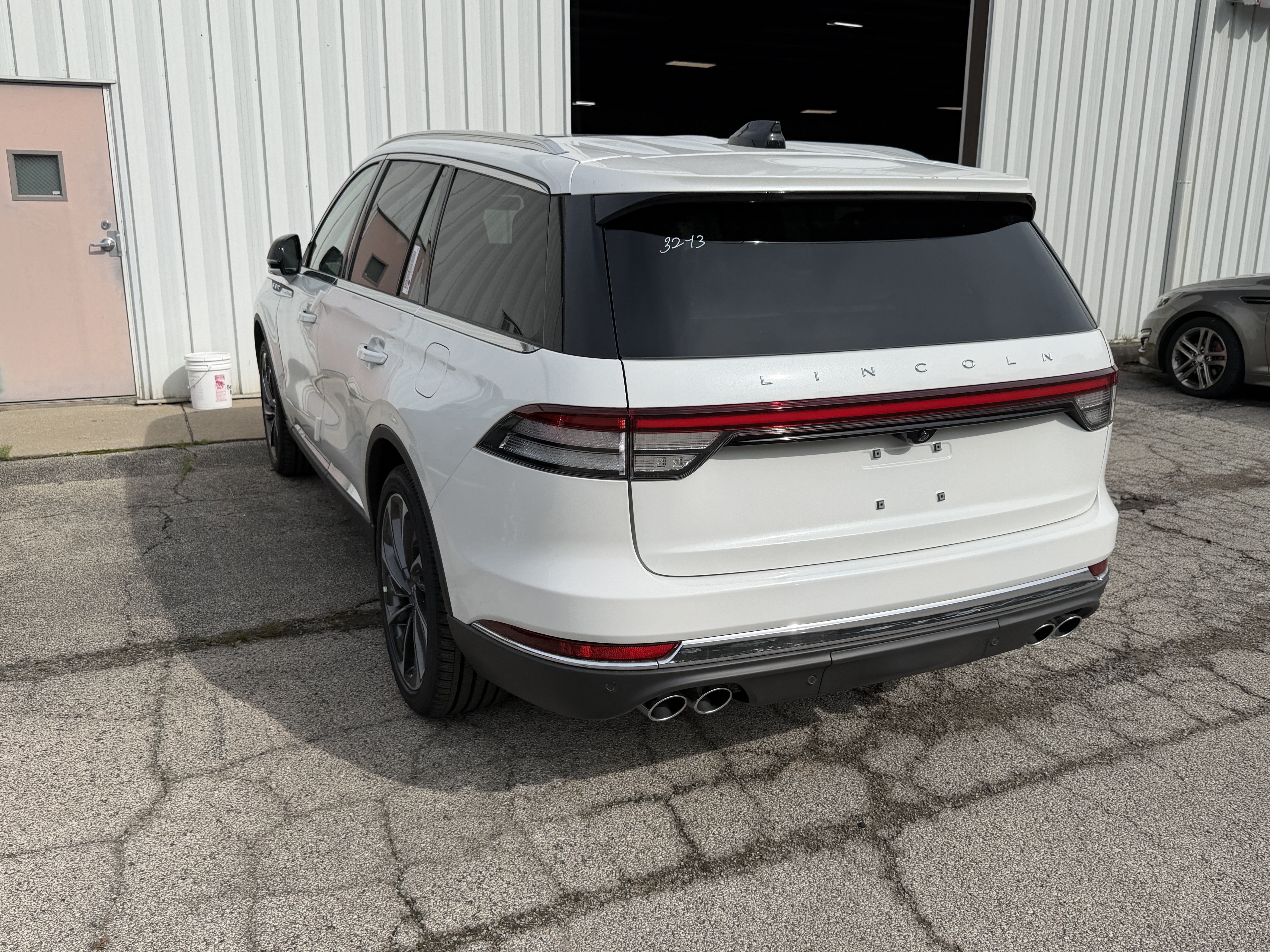 2027 Lincoln Aviator Reserve