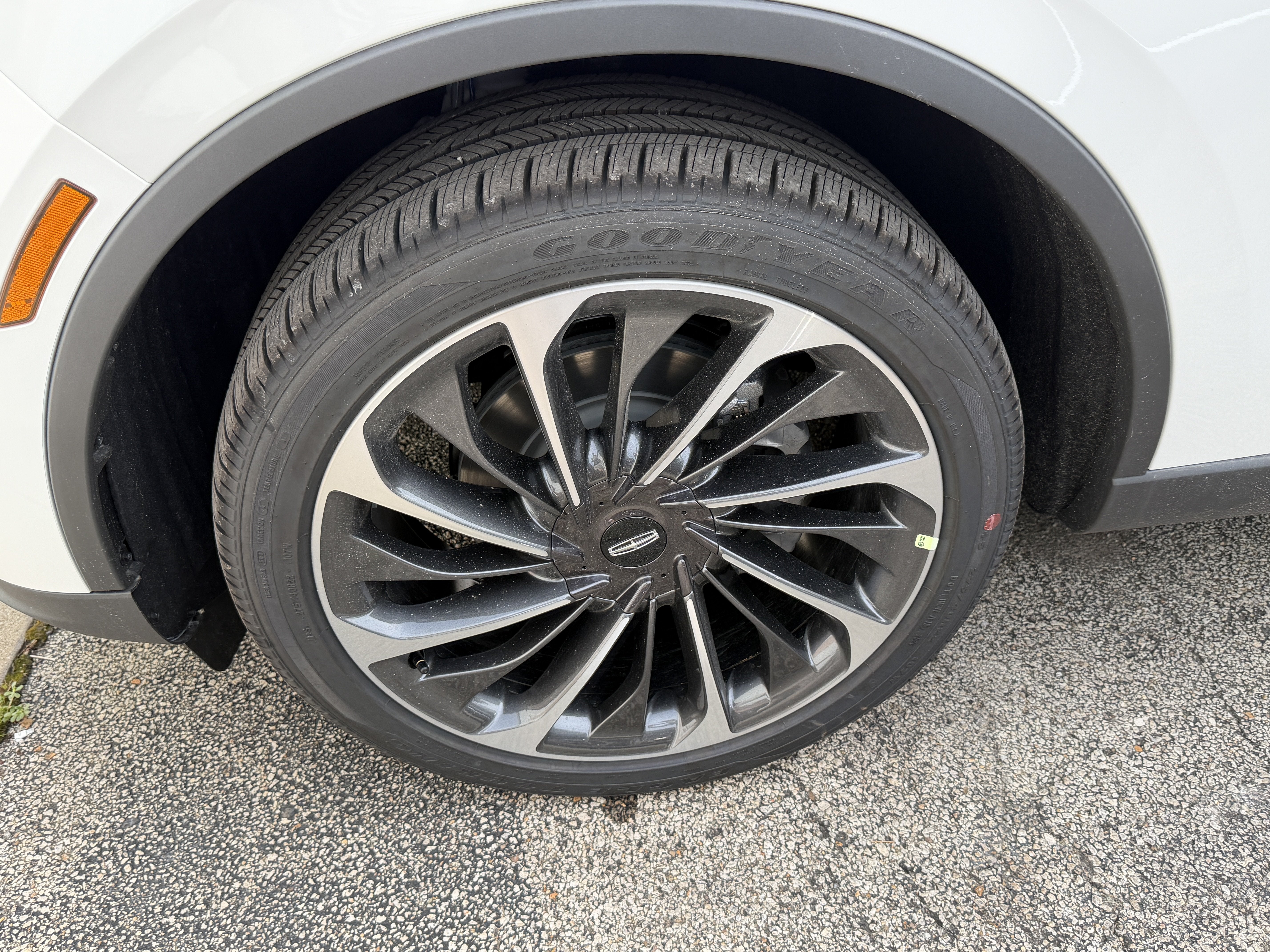 2027 Lincoln Aviator Reserve
