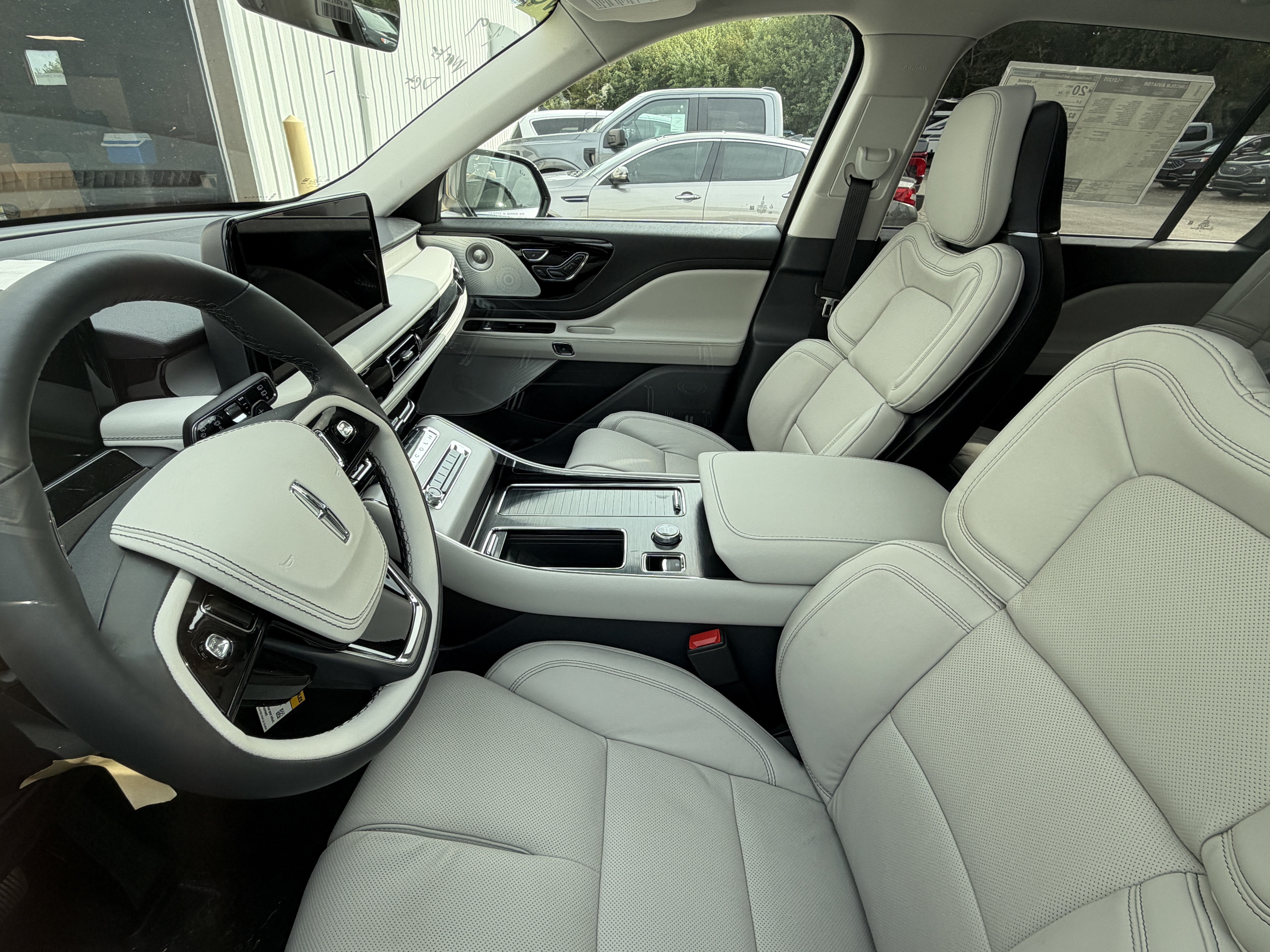 2027 Lincoln Aviator Reserve