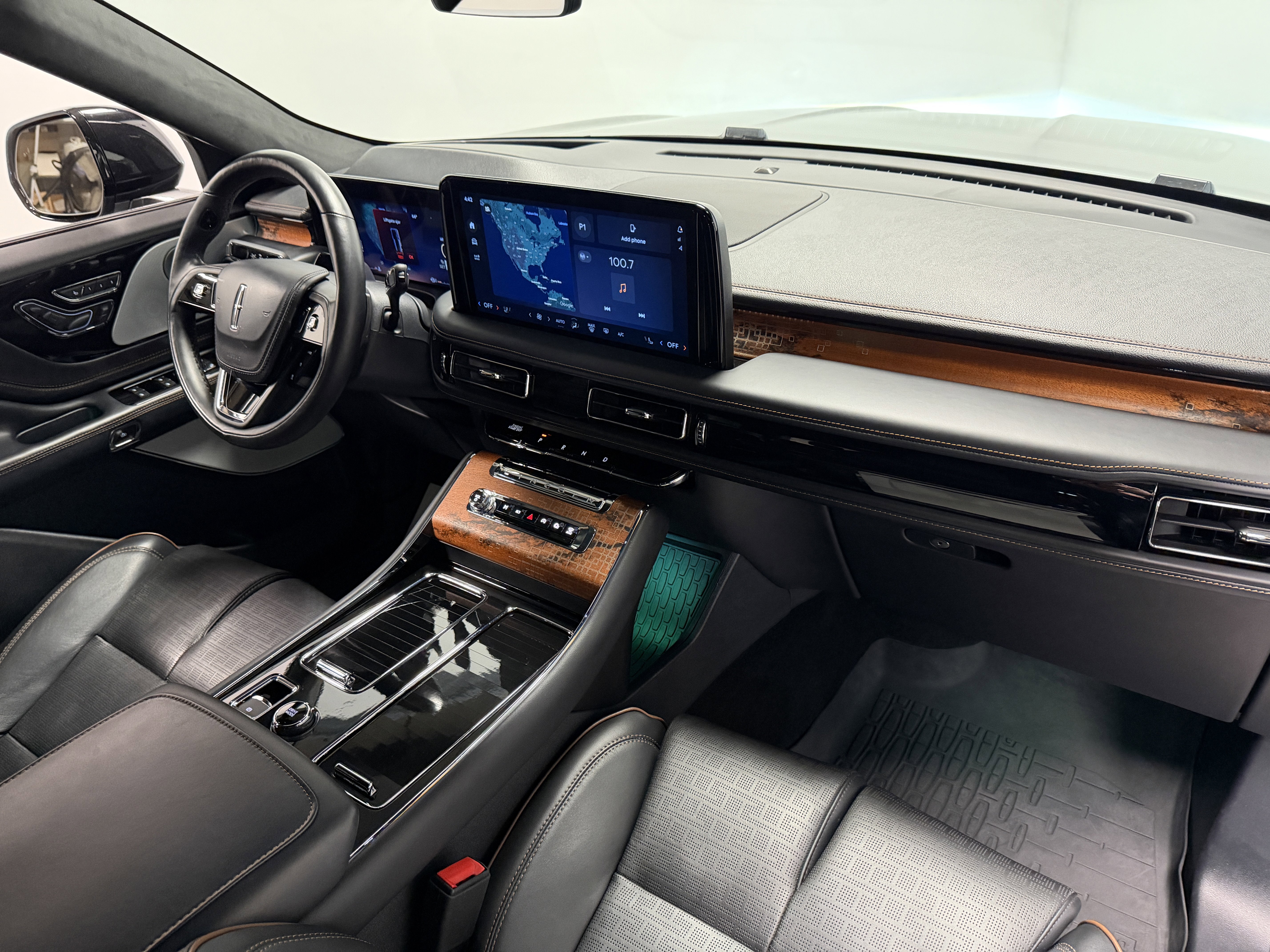 2025 Lincoln Aviator Black Label