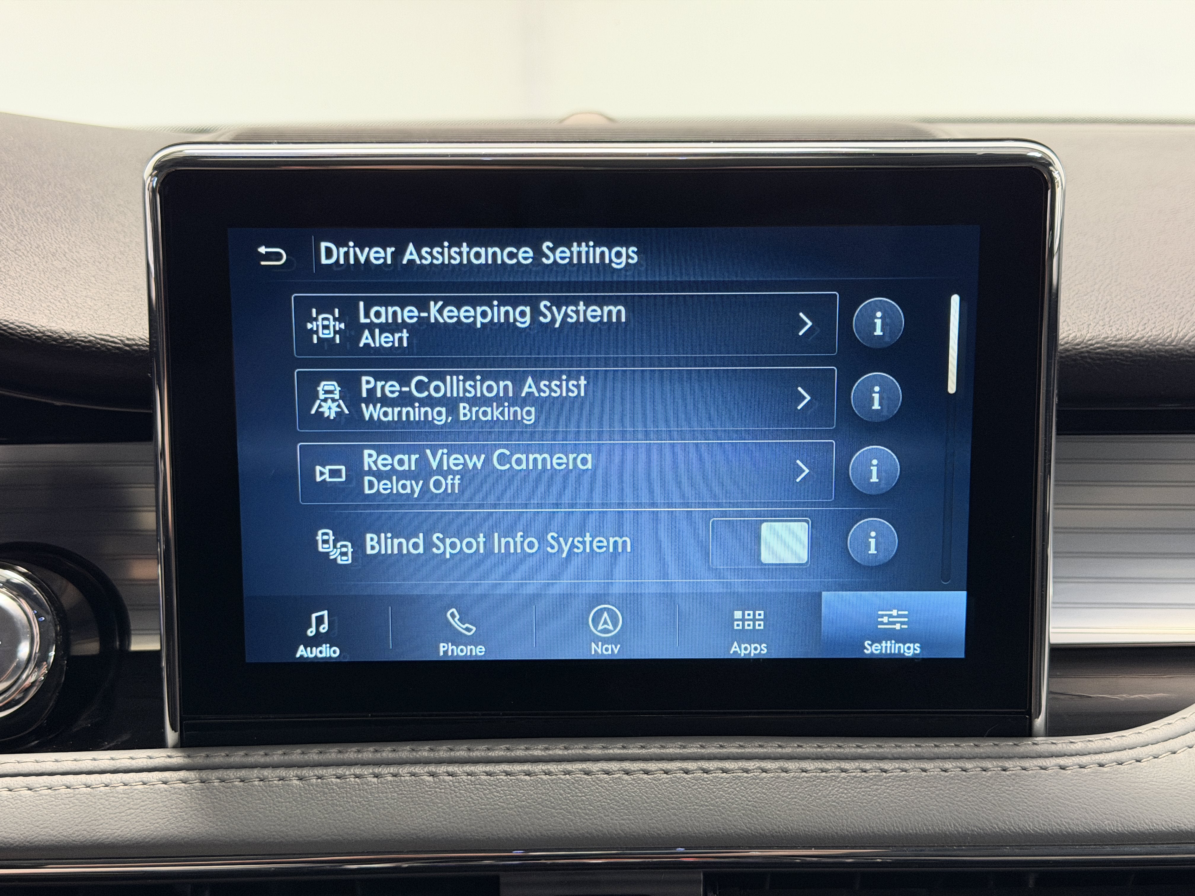 2022 Lincoln Corsair Standard