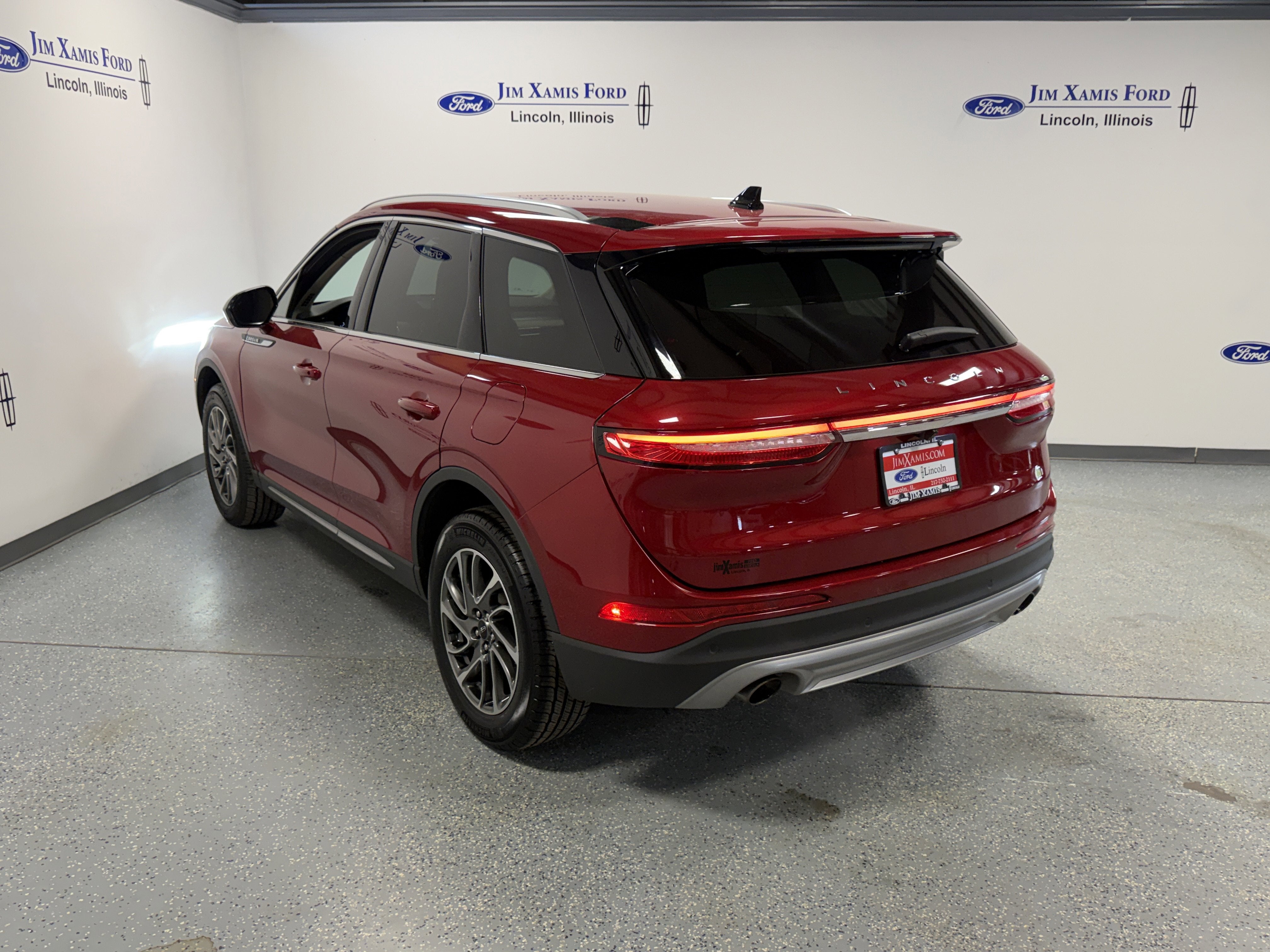 2022 Lincoln Corsair Standard