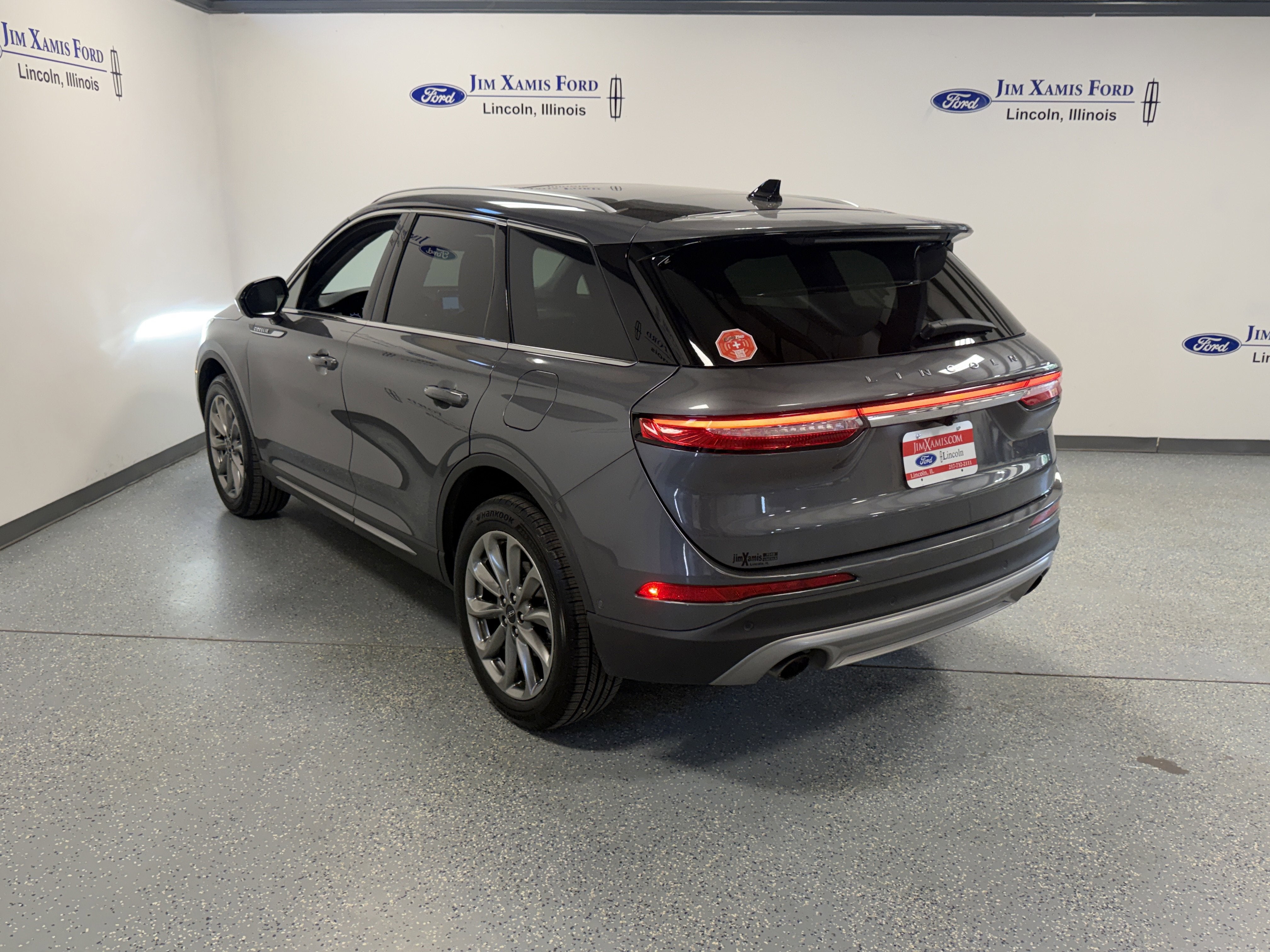 2021 Lincoln Corsair Standard